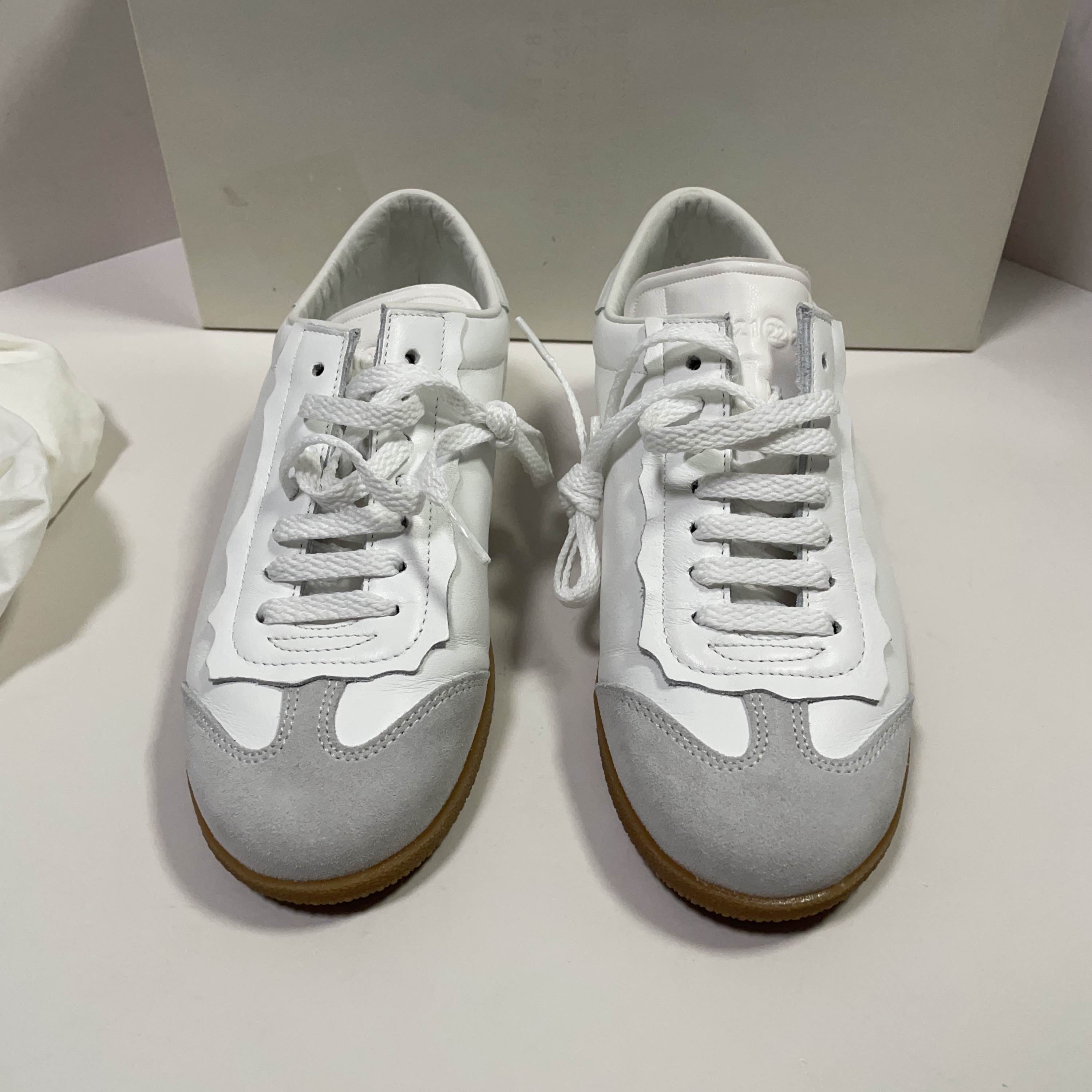 Maison Margiela Maison Margiela Replica Sneakers Size 35 Size US 5 / IT 35 - 2 Thumbnail