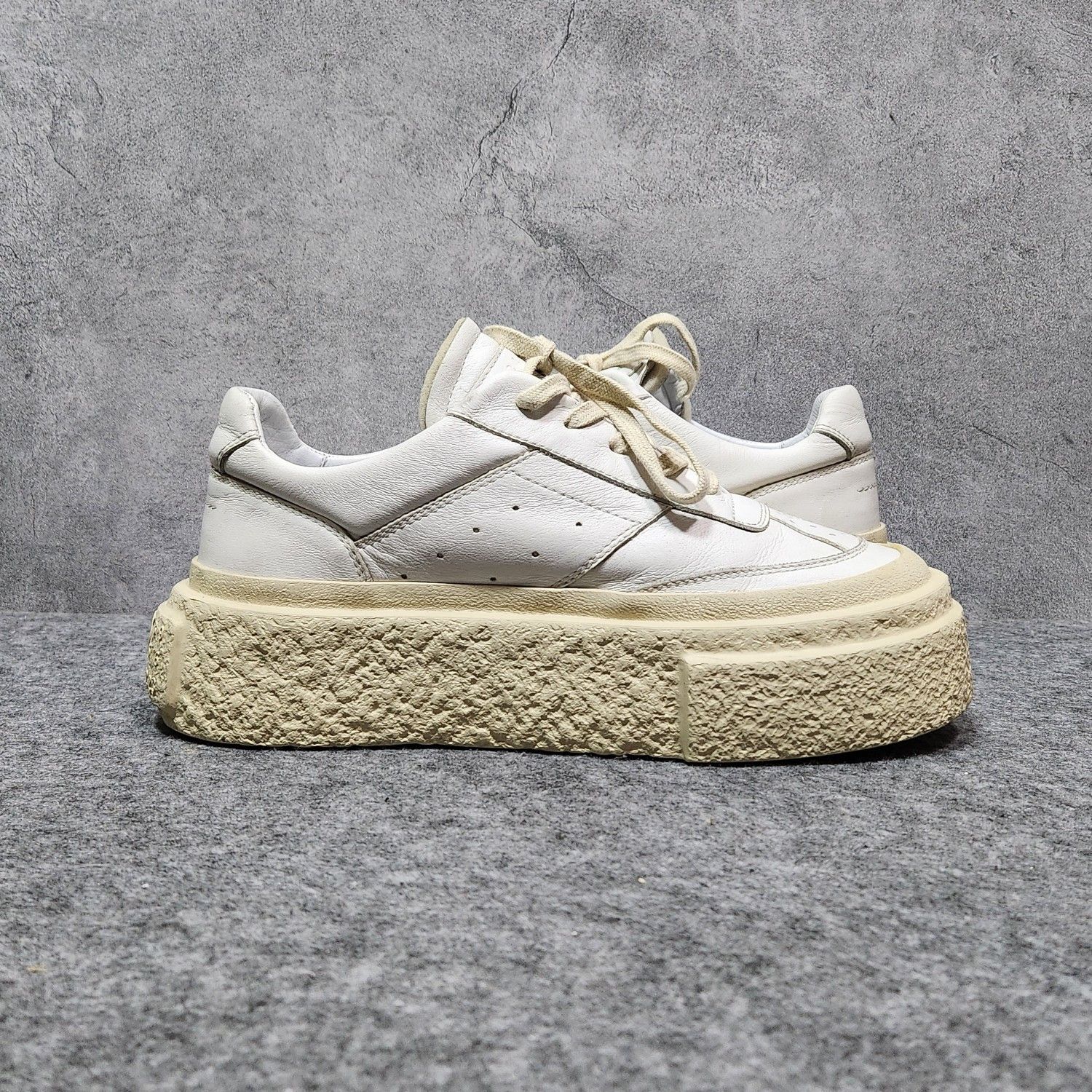 MM6 MM6 Maison Margiela Platform Low-Top Sneakers Size 37 Size US 7 / IT 37 - 9 Thumbnail