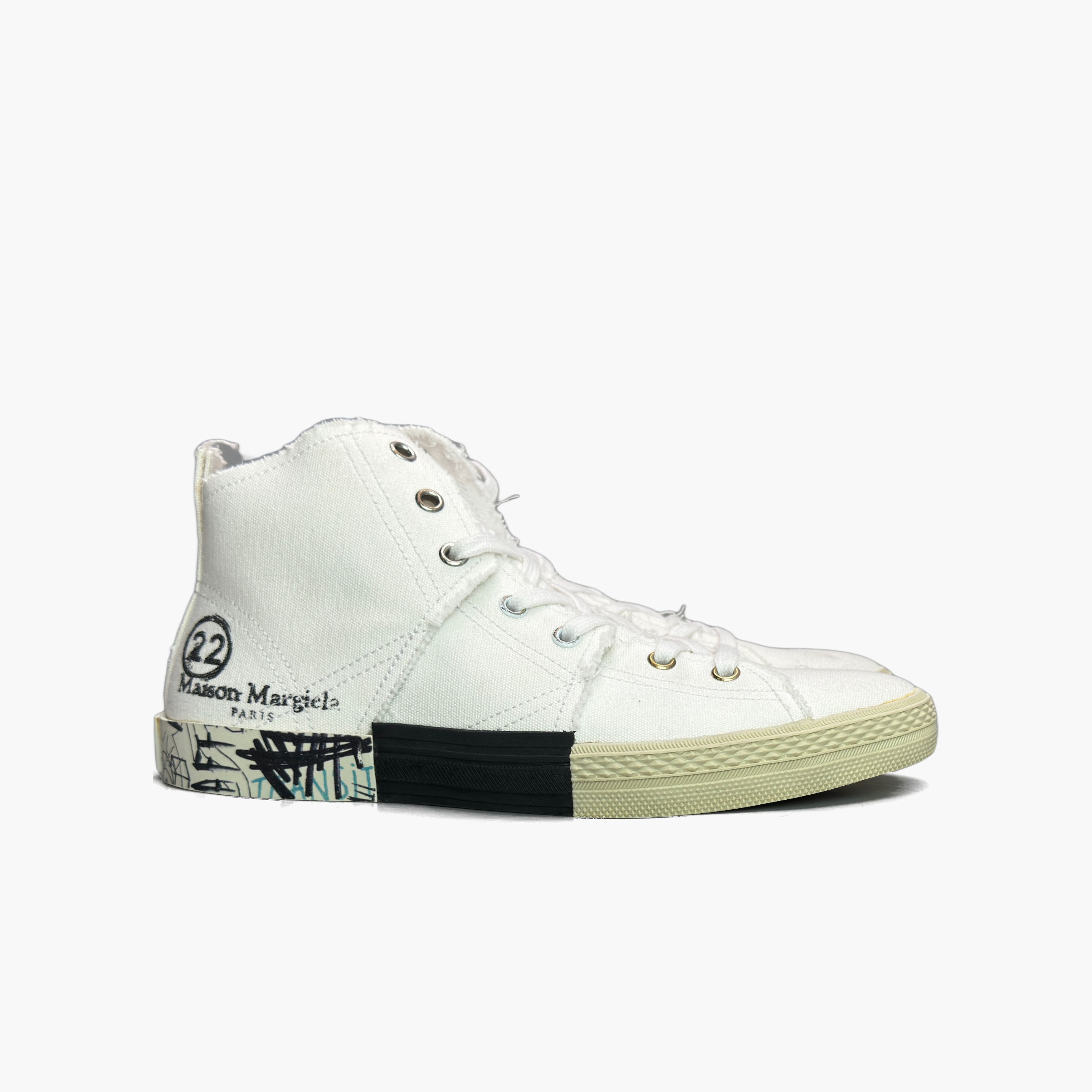 Maison Margiela Maison Margiela Graffiti Canvas High-Top Sneakers Size 38 Size US 8 / IT 38 - 4 Thumbnail