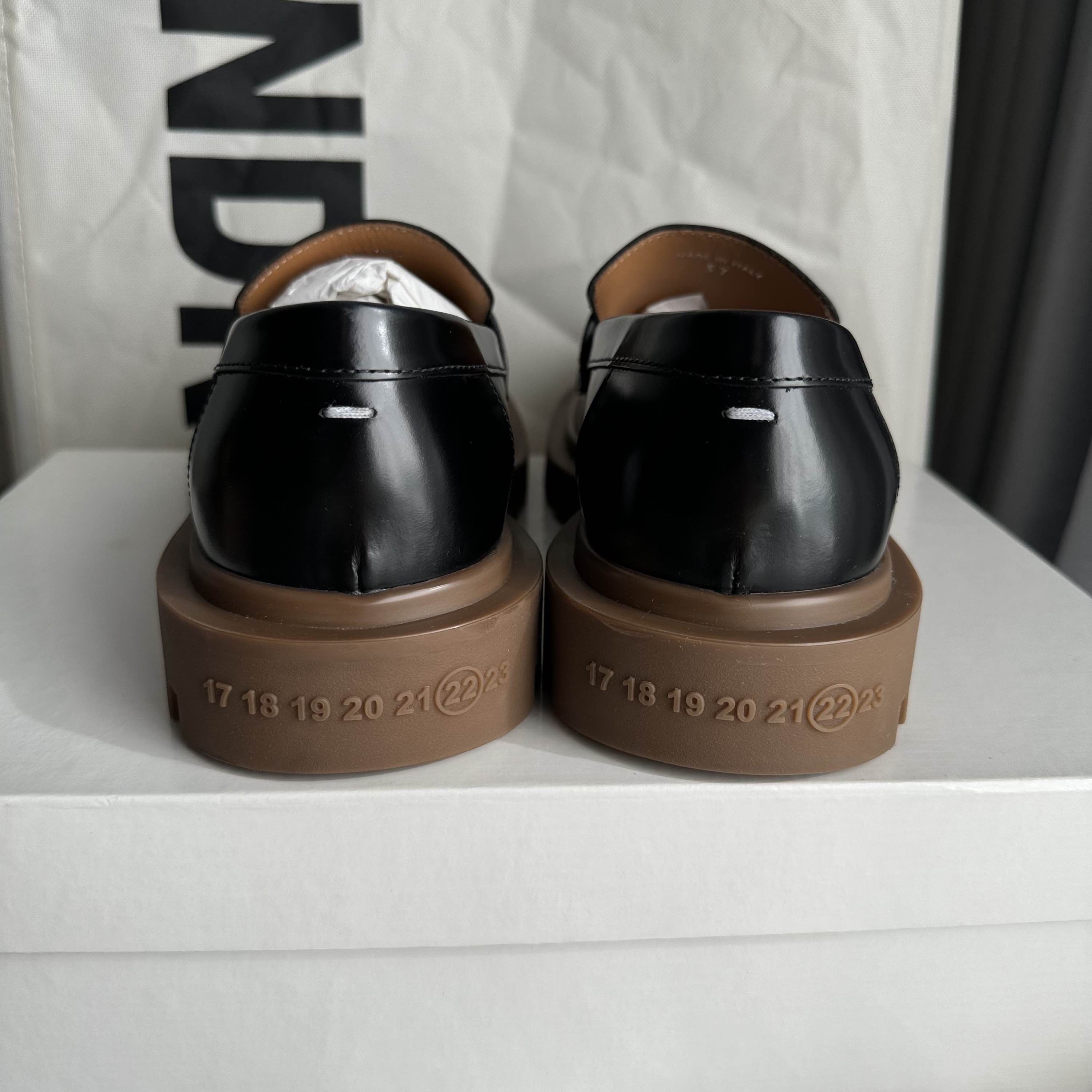 Maison Margiela Maison Margiela Black Leather Platform Loafers Size 37 Size US 7 / IT 37 - 3 Thumbnail