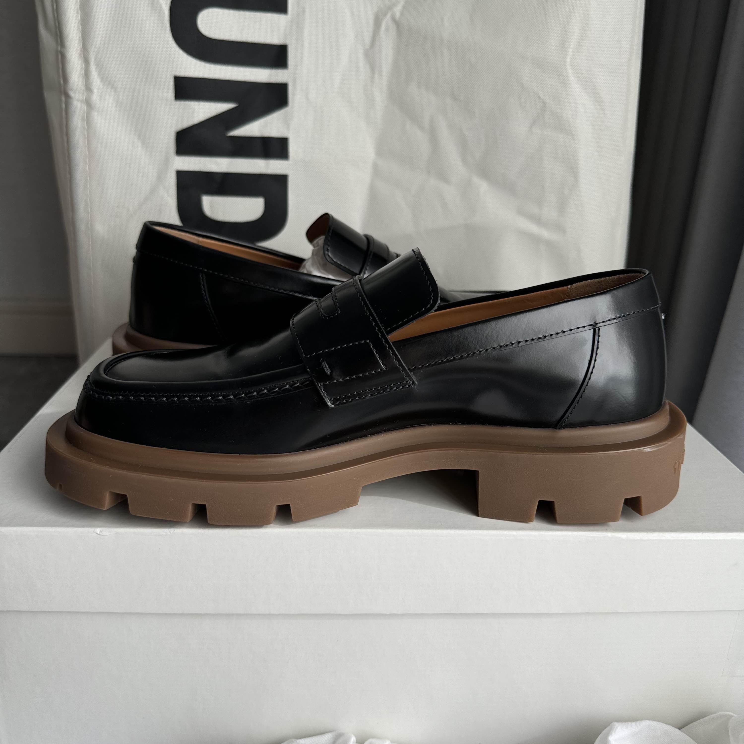 Maison Margiela Maison Margiela Black Leather Platform Loafers Size 37 Size US 7 / IT 37 - 8 Thumbnail
