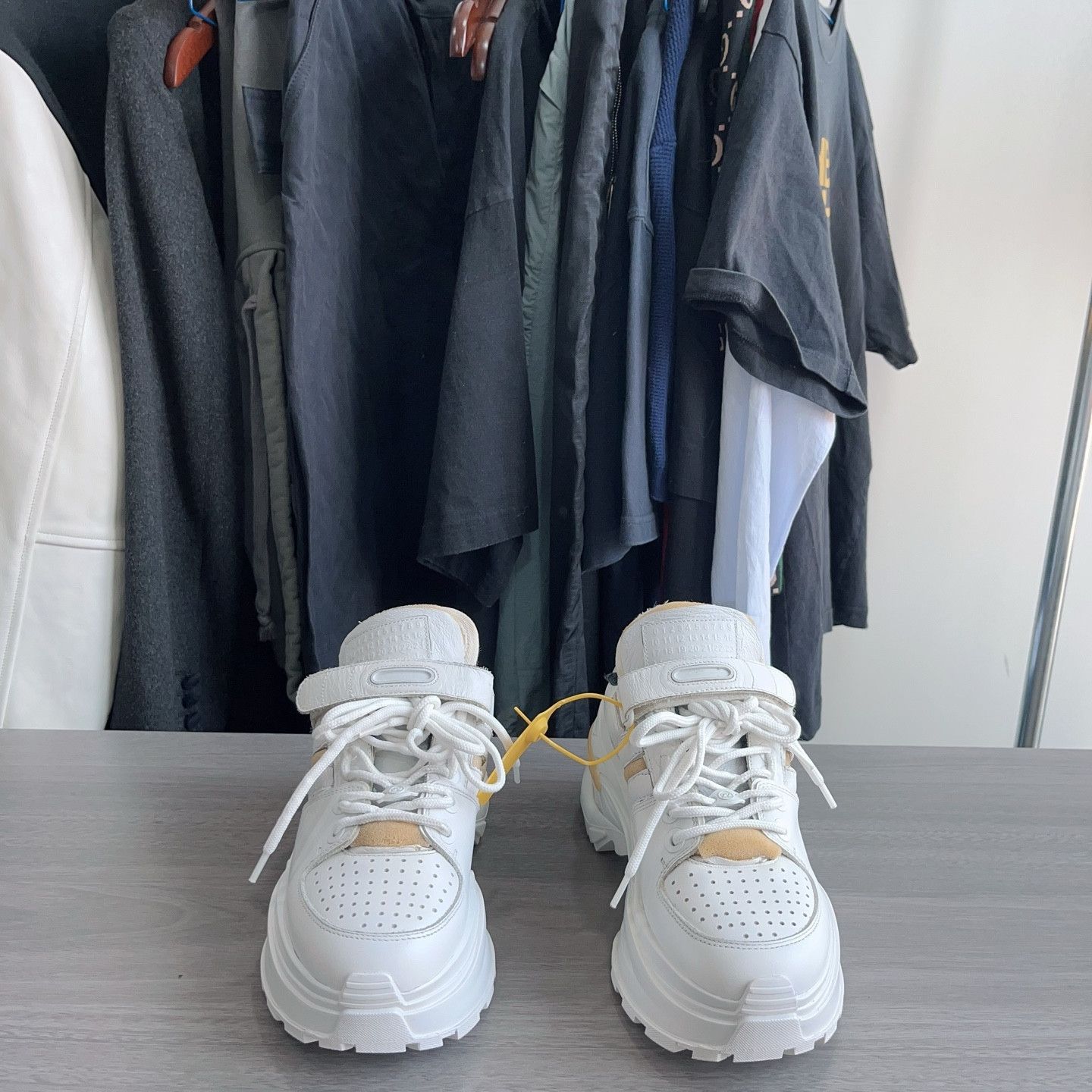 Maison Margiela Maison Margiela Retro Fit Sneakers Size 37 Size US 7 / IT 37 - 2 Thumbnail
