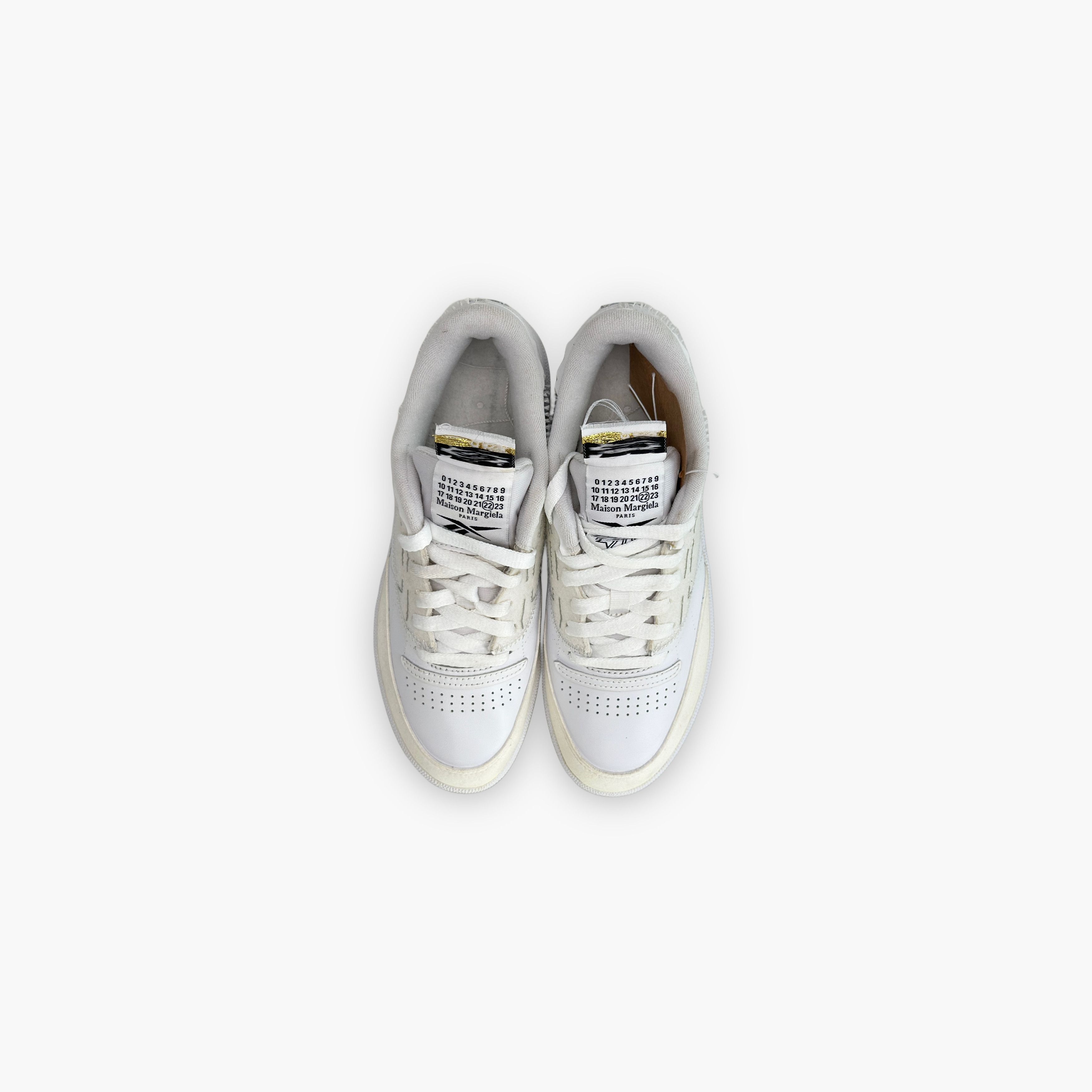Maison Margiela × Reebok Maison Margiela x Reebok Club C Memory Of Sneakers 36.5 Size US 6.5 / IT 36.5 - 9 Thumbnail