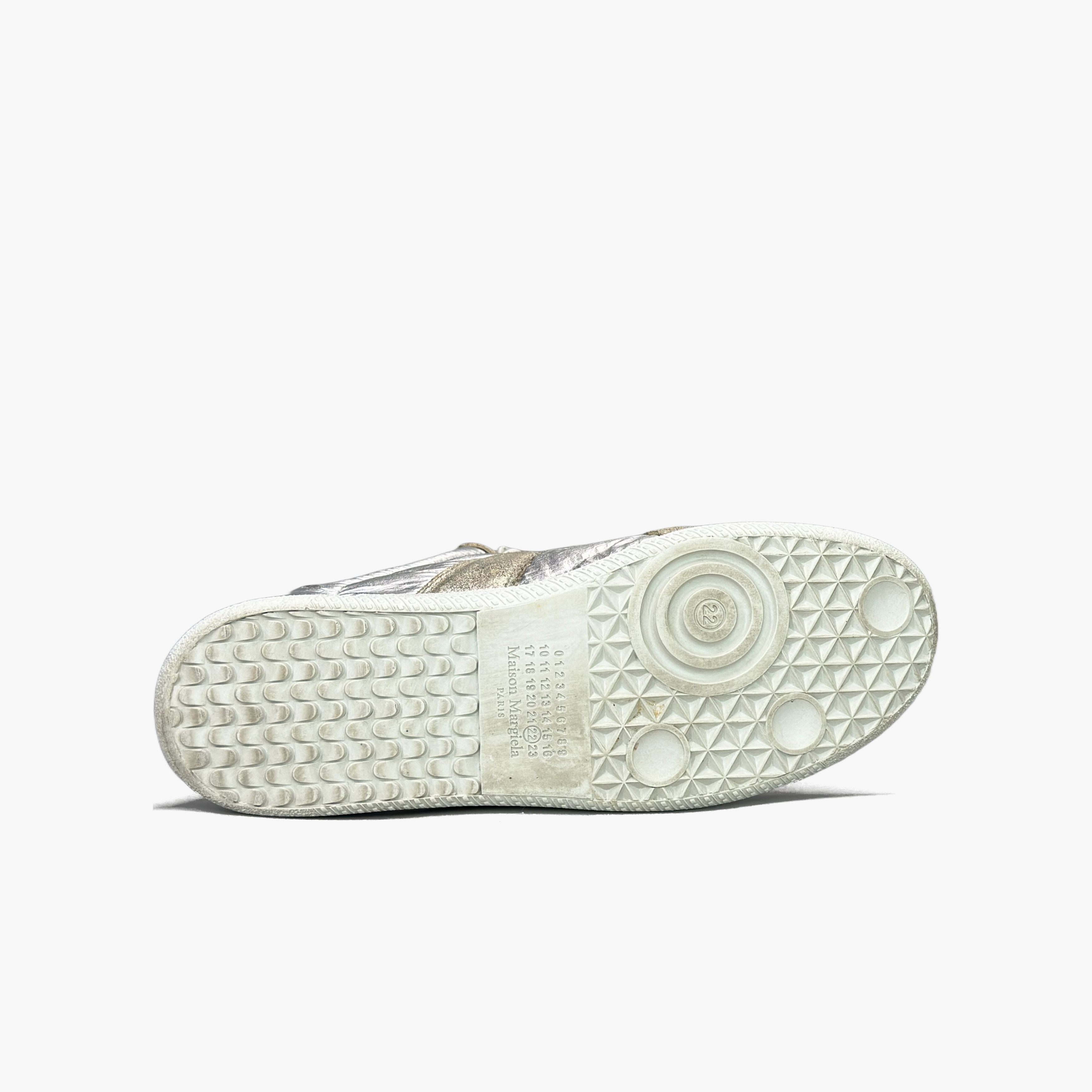 Maison Margiela Maison Margiela Metallic Replica Low-Top Sneakers Size 38.5 Size US 8.5 / IT 38.5 - 7 Thumbnail