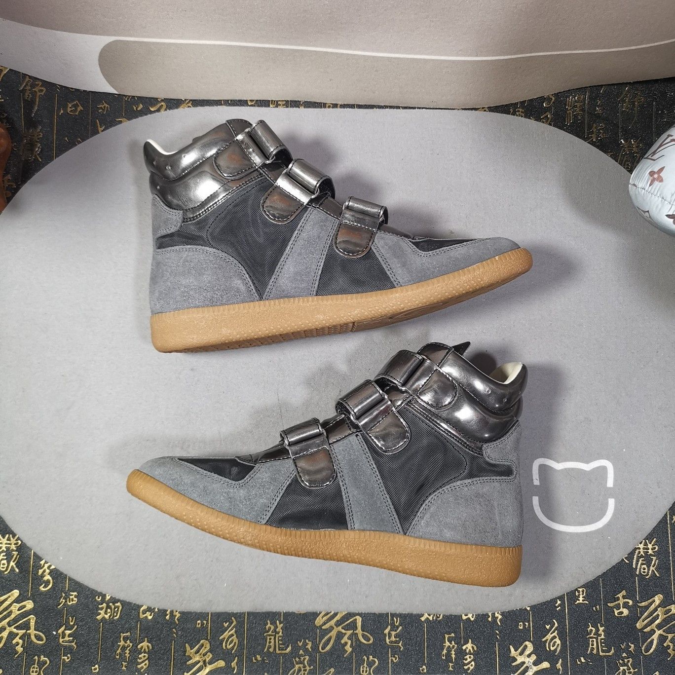 Maison Margiela Maison Margiela Velcro High-Top Sneakers Size 40 Size US 7 / EU 40 - 7 Thumbnail
