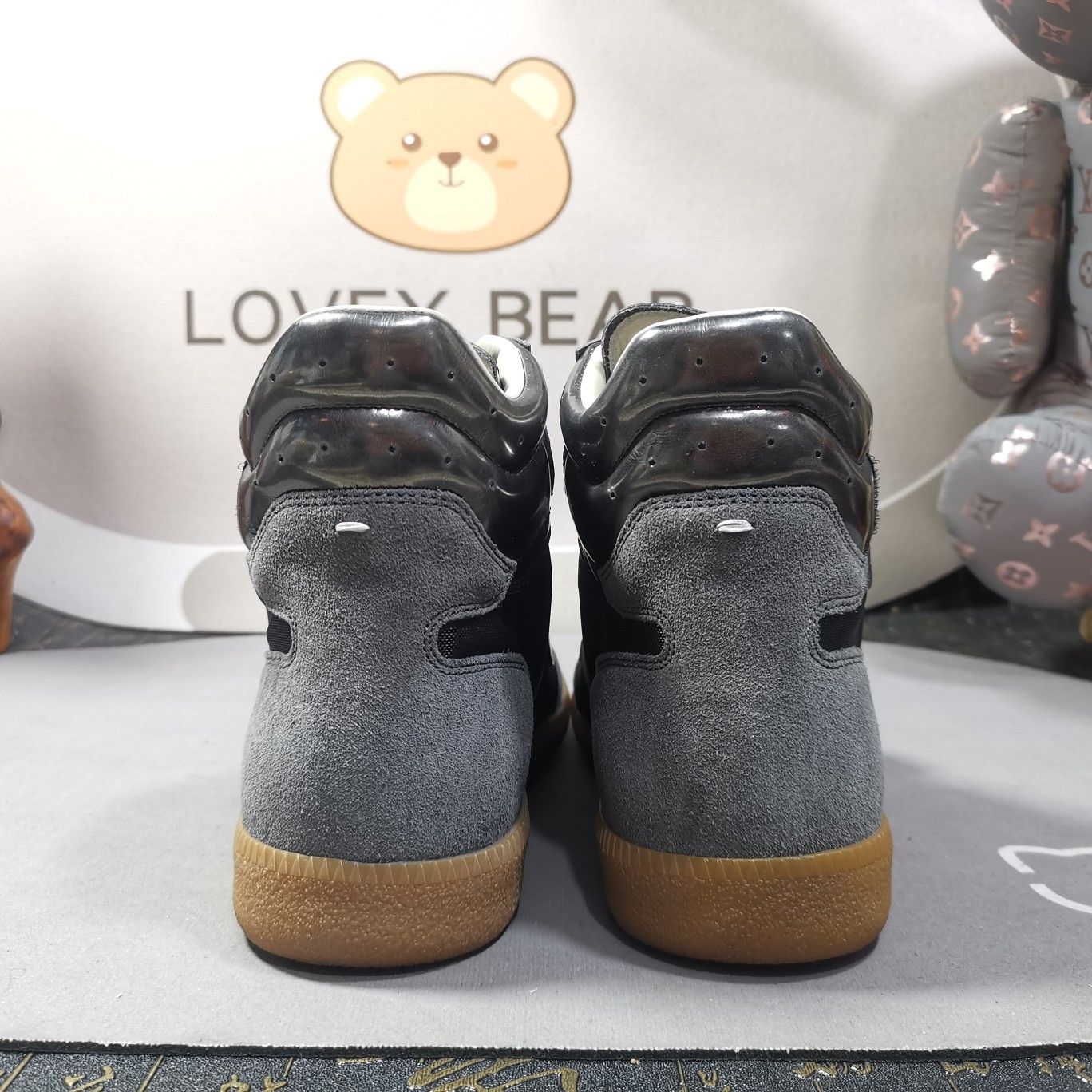Maison Margiela Maison Margiela Velcro High-Top Sneakers Size 40 Size US 7 / EU 40 - 3 Thumbnail