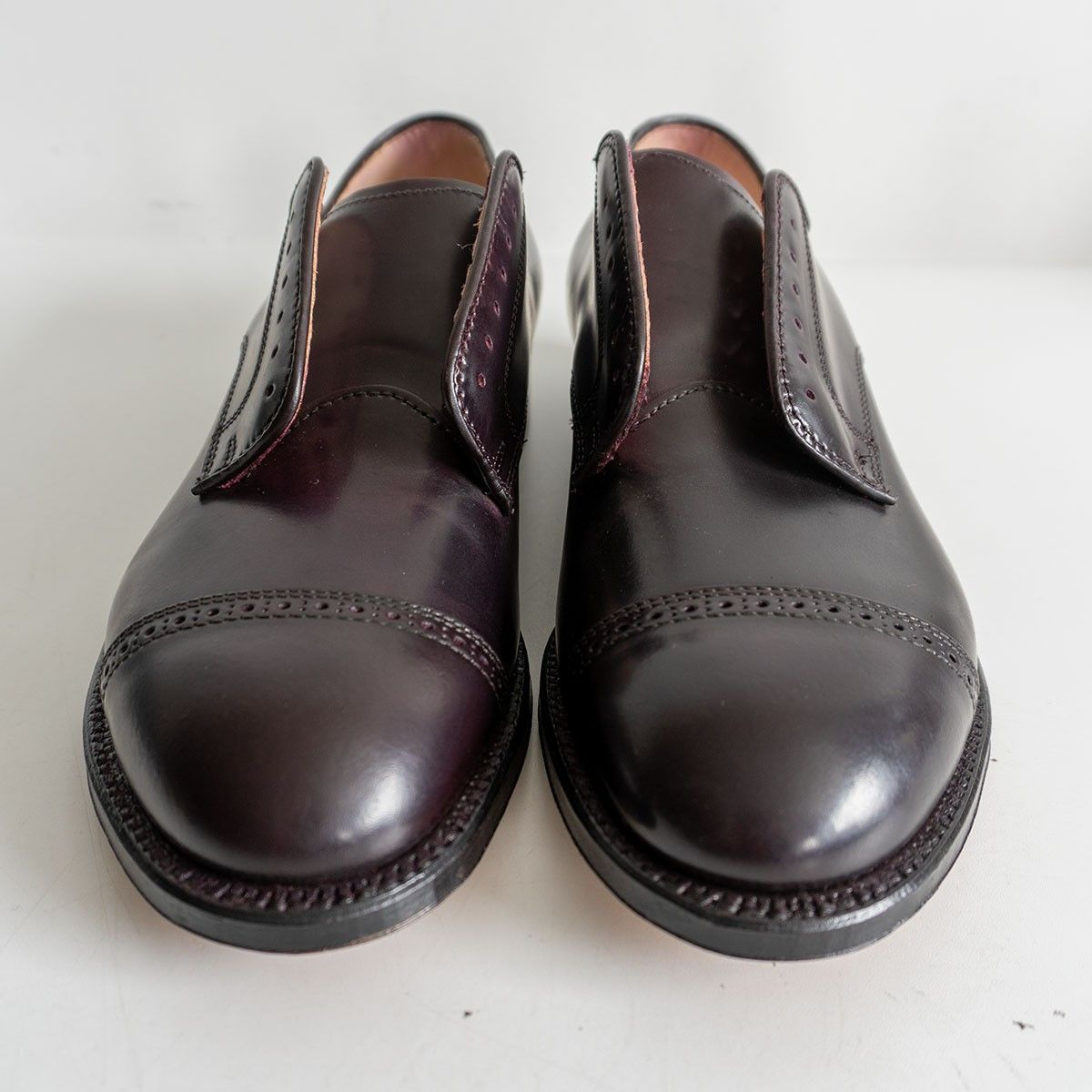 Alden Alden 56201/Cap Toe Ox Hat Size 8 Size US 8 / EU 41 - 2 Thumbnail