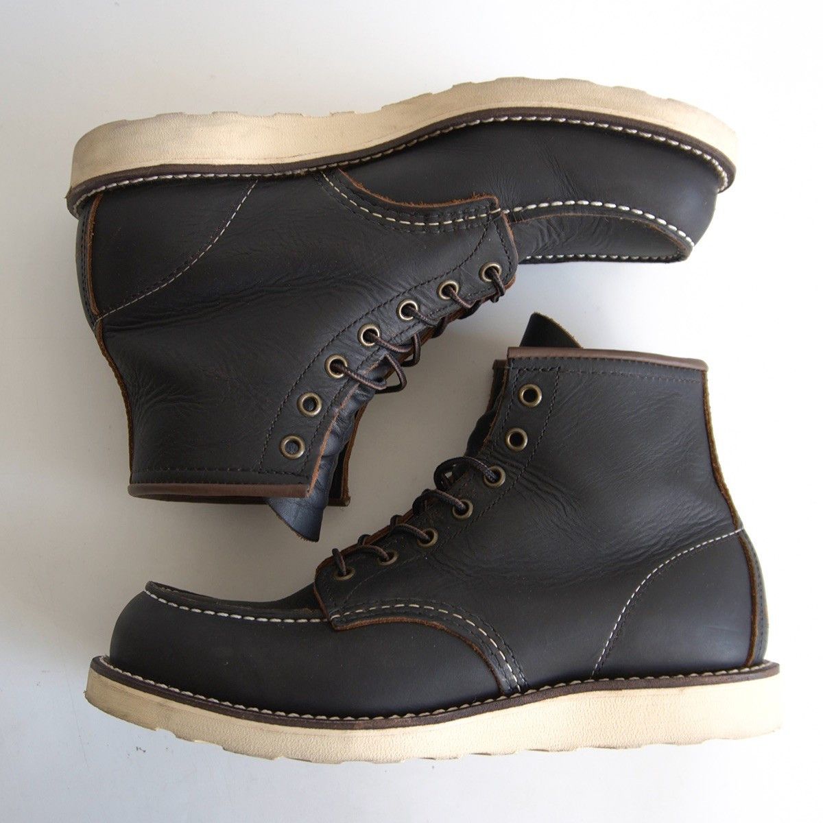Red Wing REDWING 8849 6inch Classic Moc Toe Boots Black Size 8.5D Size US 8.5 / EU 41-42 - 4 Thumbnail
