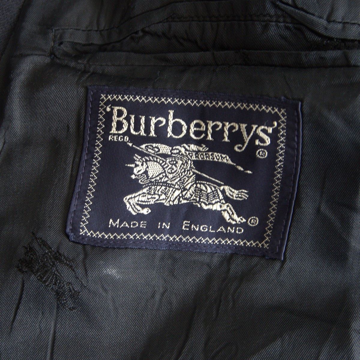 Vintage BURBERRYS Double Breasted Navy Blazer Silver Buttons Size XL Size US XL / EU 56 / 4 - 5 Thumbnail