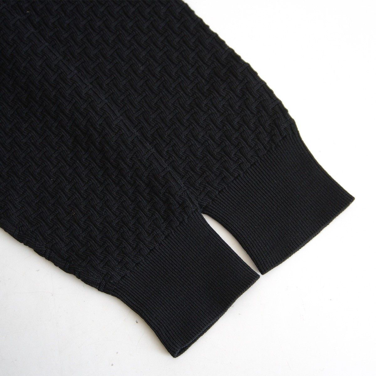 Hermes HERMES H-Pattern Jacquard Wool Knit Made in Italy Size L Size US L / EU 52-54 / 3 - 4 Thumbnail
