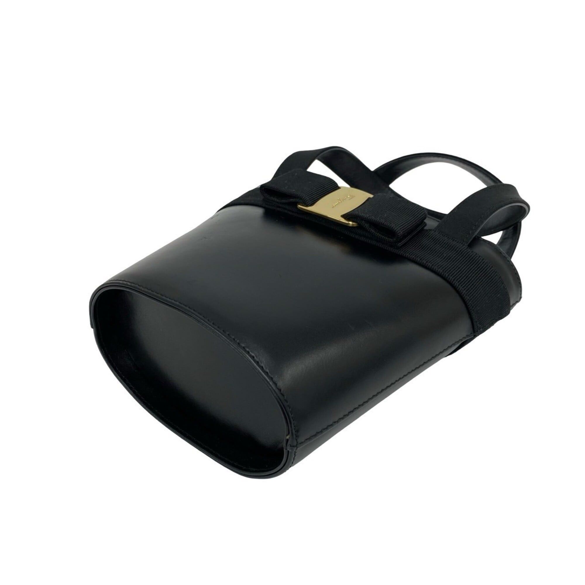 Salvatore Ferragamo Salvatore Ferragamo Vintage Vara Ribbon Leather Handbag, Black, 47876 Size ONE SIZE - 8 Thumbnail