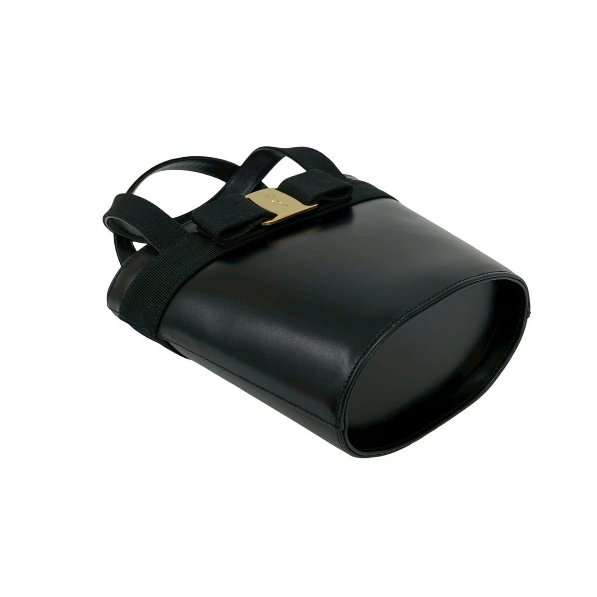 Salvatore Ferragamo Salvatore Ferragamo Vintage Vara Ribbon Leather Handbag, Black, 47876 Size ONE SIZE - 7 Thumbnail