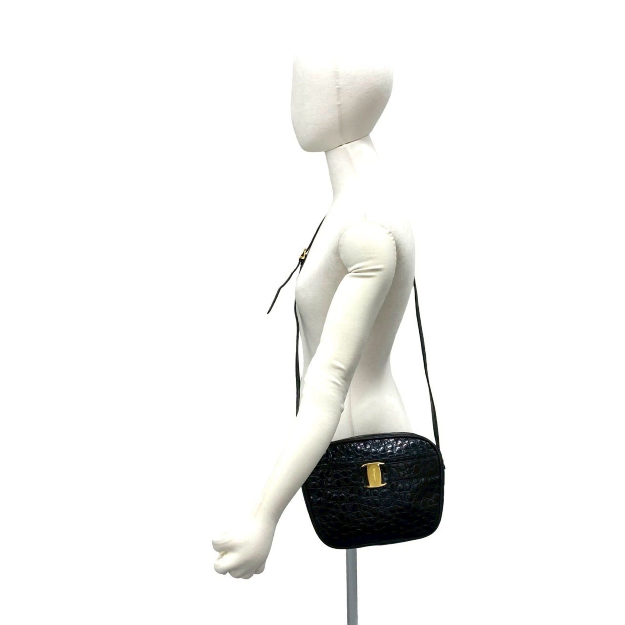 Salvatore Ferragamo Salvatore Ferragamo Vintage Vara Leather Semi-Shoulder Bag with Hardware, Black, 73909 Size ONE SIZE - 2 Thumbnail