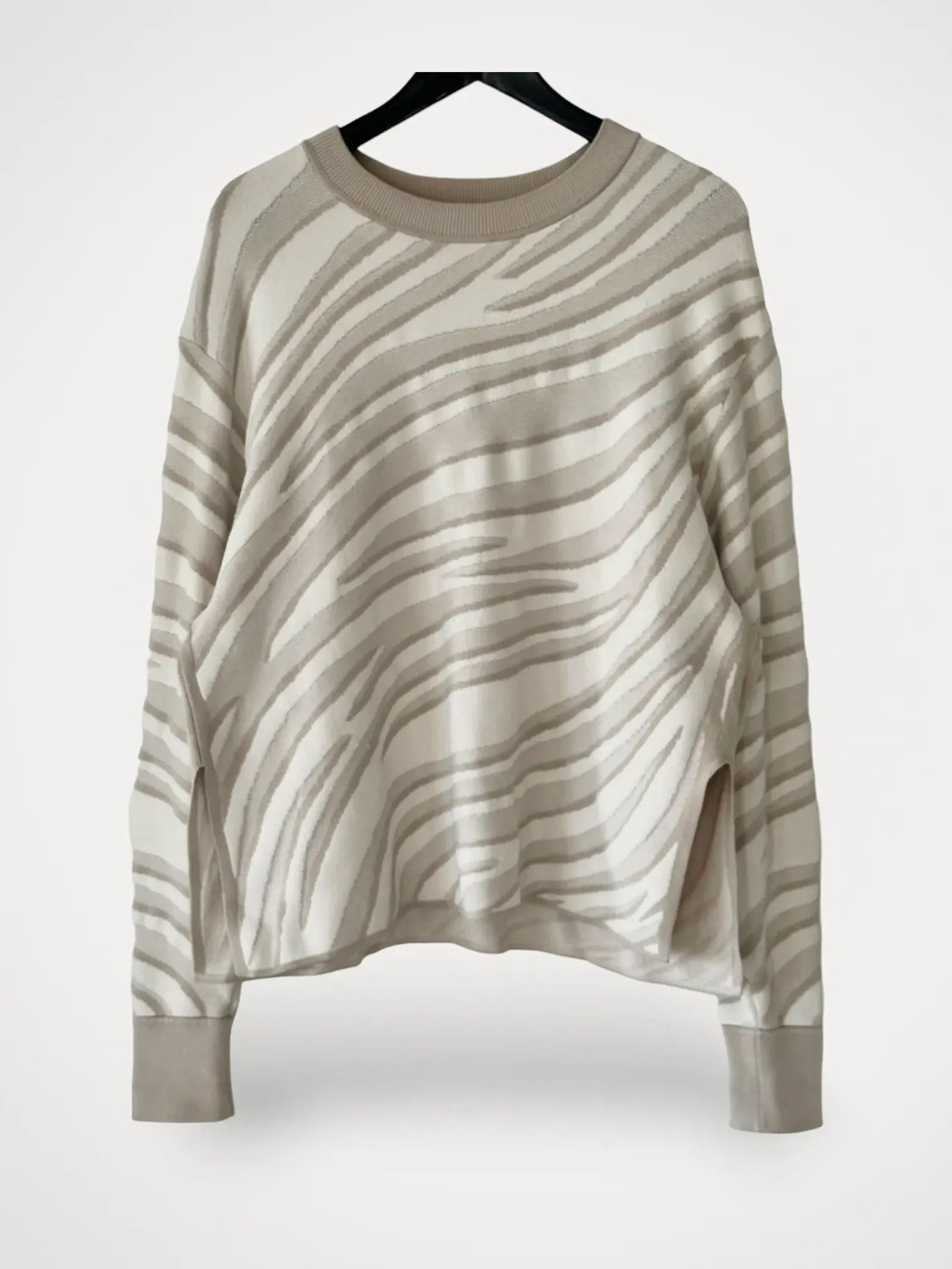 Cos Cos Zebra Jaquard-knit Sweater Size S / US 4 / IT 40 - 2 Thumbnail