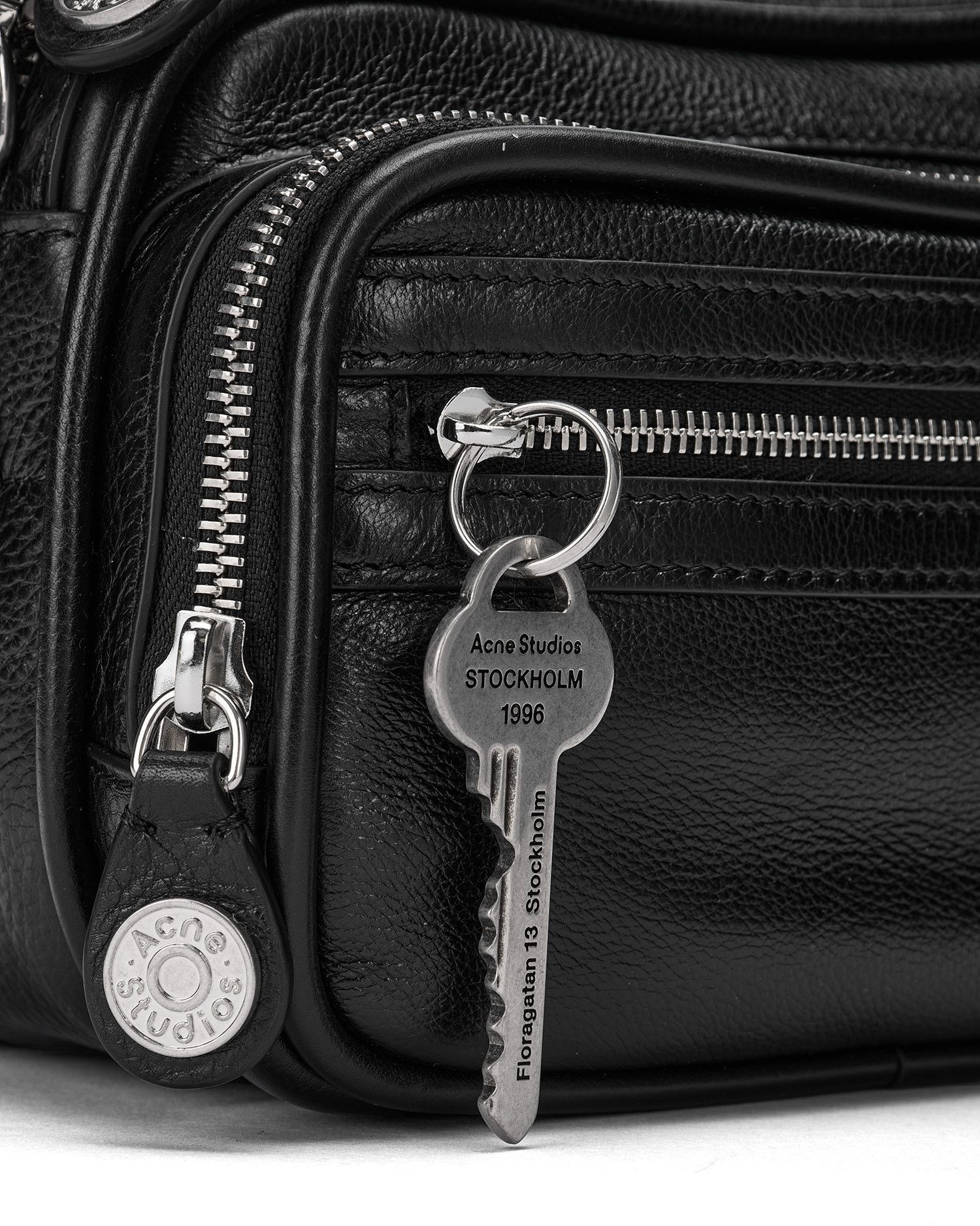 Acne Studios Acne Studios Key Charm Handbag/Crossbody Wrapped Size ONE SIZE - 7 Thumbnail
