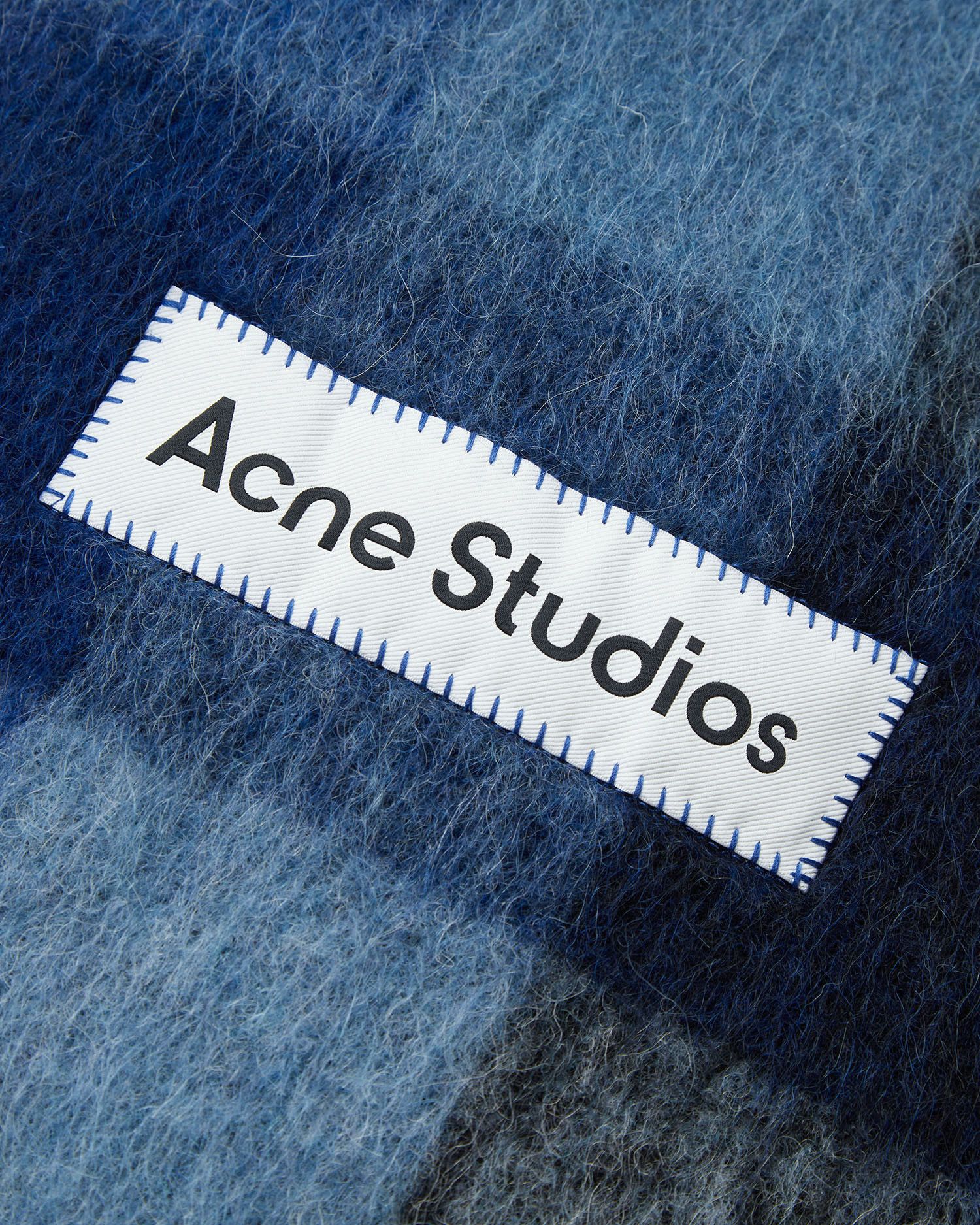 Acne Studios Acne Studios Plaid Fringe Scarf Size ONE SIZE - 4 Thumbnail