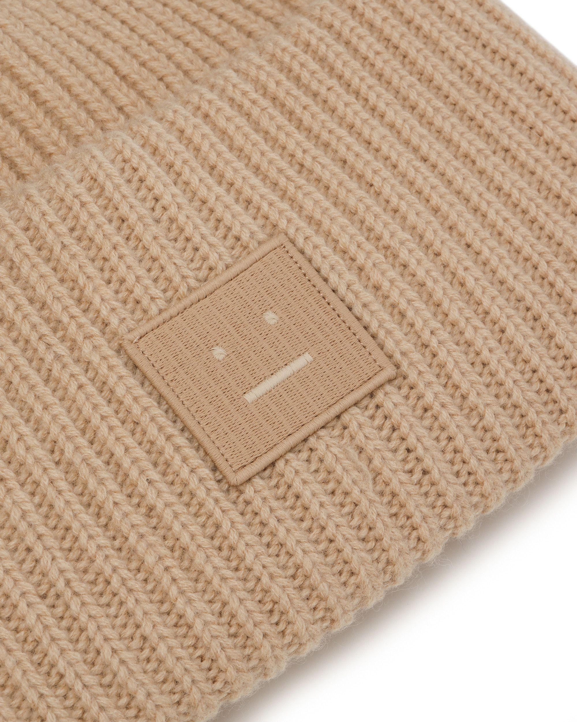 Acne Studios Acne Studios Face Stitched Detail Pullover Hat Size ONE SIZE - 5 Thumbnail