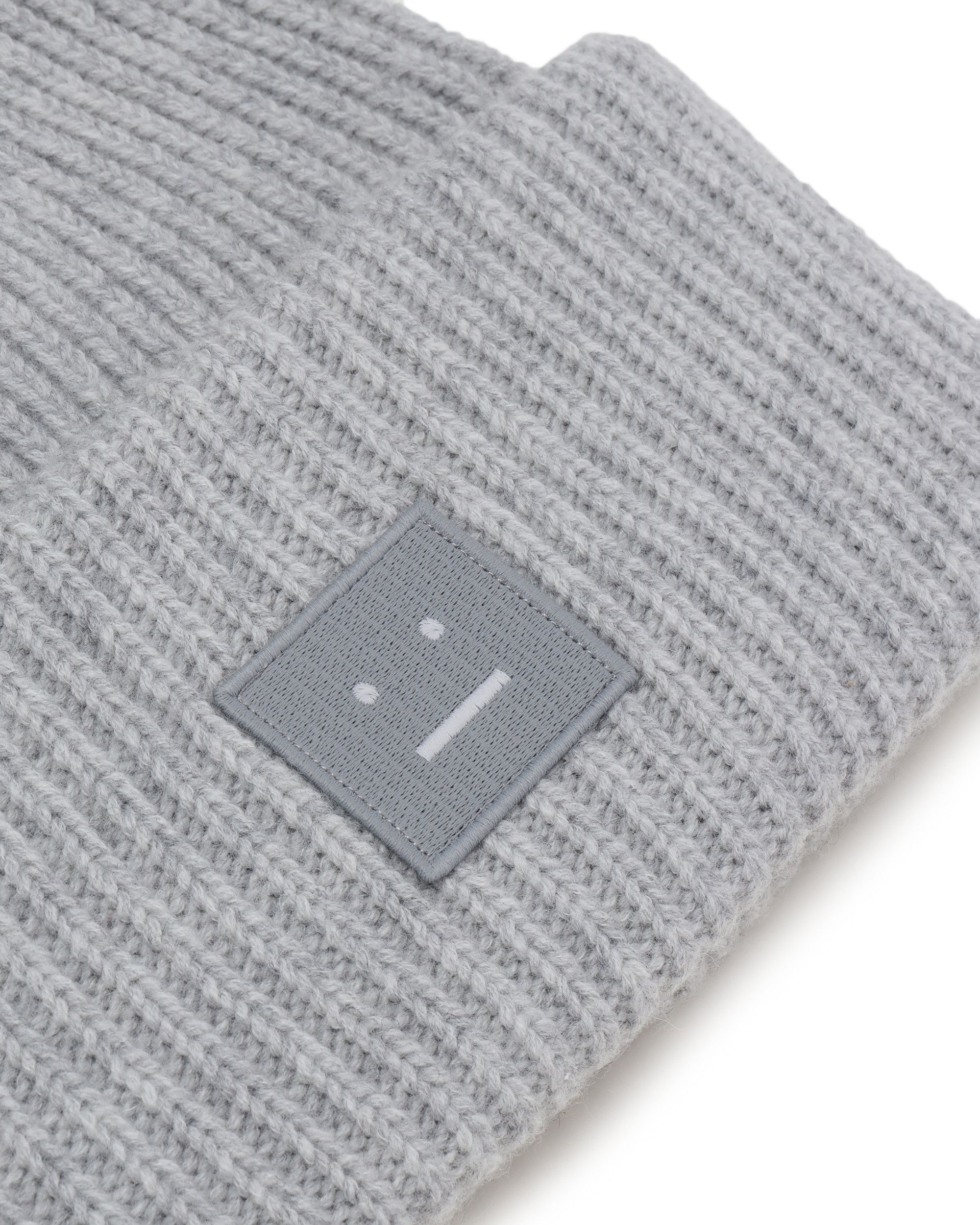Acne Studios Acne Studios Face Stitched Detail Pullover Hat Size ONE SIZE - 5 Thumbnail