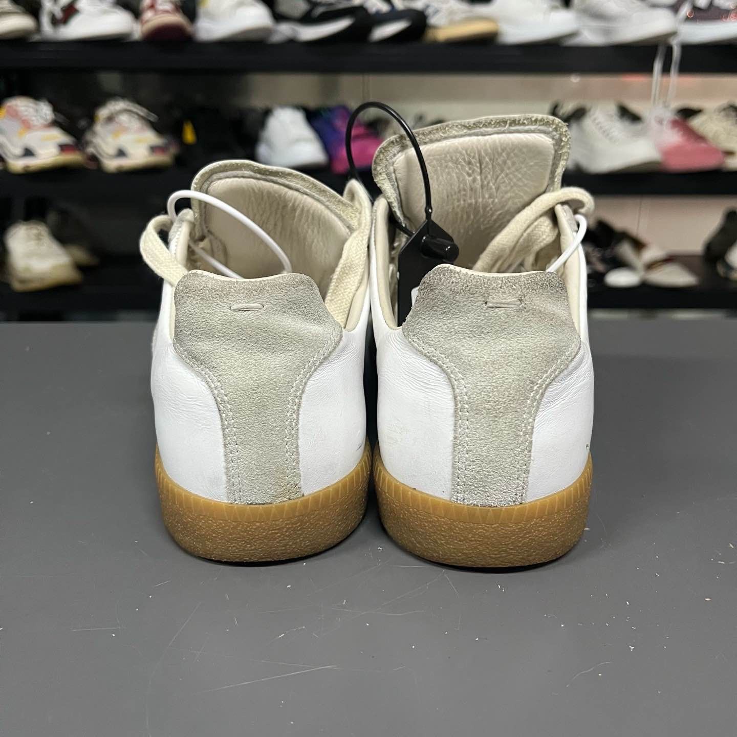 Maison Margiela Maison Margiela Replica Low-Top Sneakers Size 38 Size US 8 / IT 38 - 3 Thumbnail