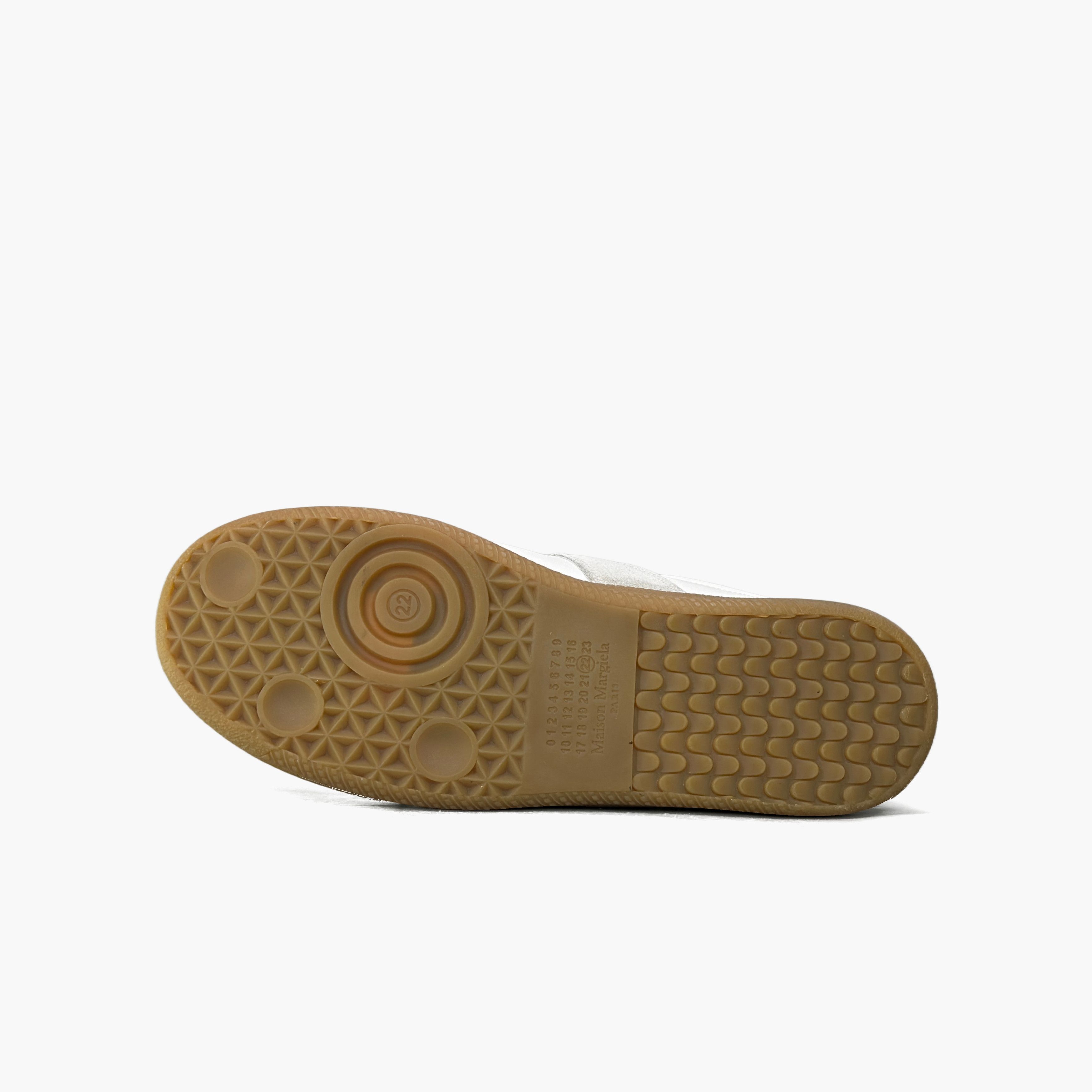 Maison Margiela Maison Margiela Replica Low-Top Sneakers Size 37.5 Size US 7.5 / IT 37.5 - 8 Thumbnail