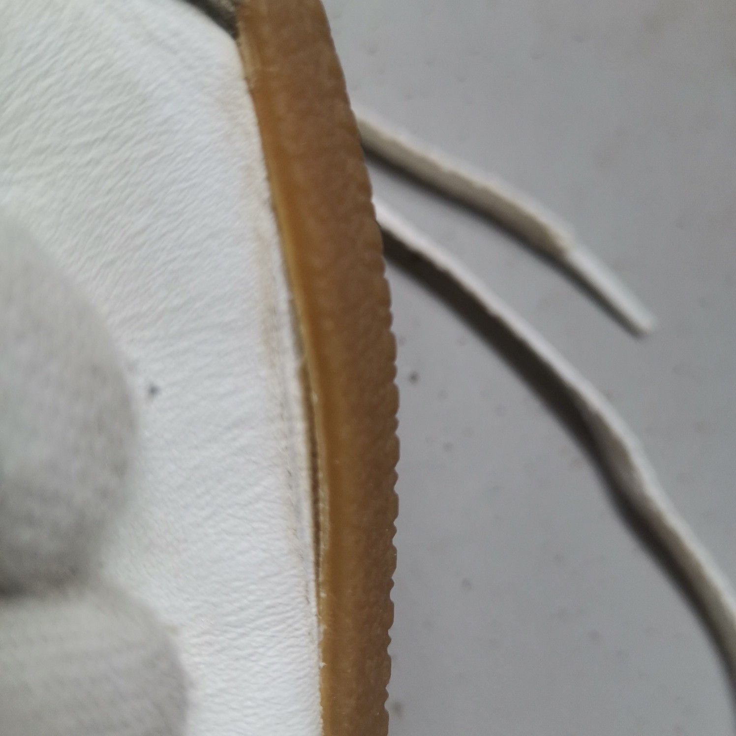 Maison Margiela Maison Margiela Replica Low Top Sneakers Size 37 Size US 7 / IT 37 - 11 Thumbnail