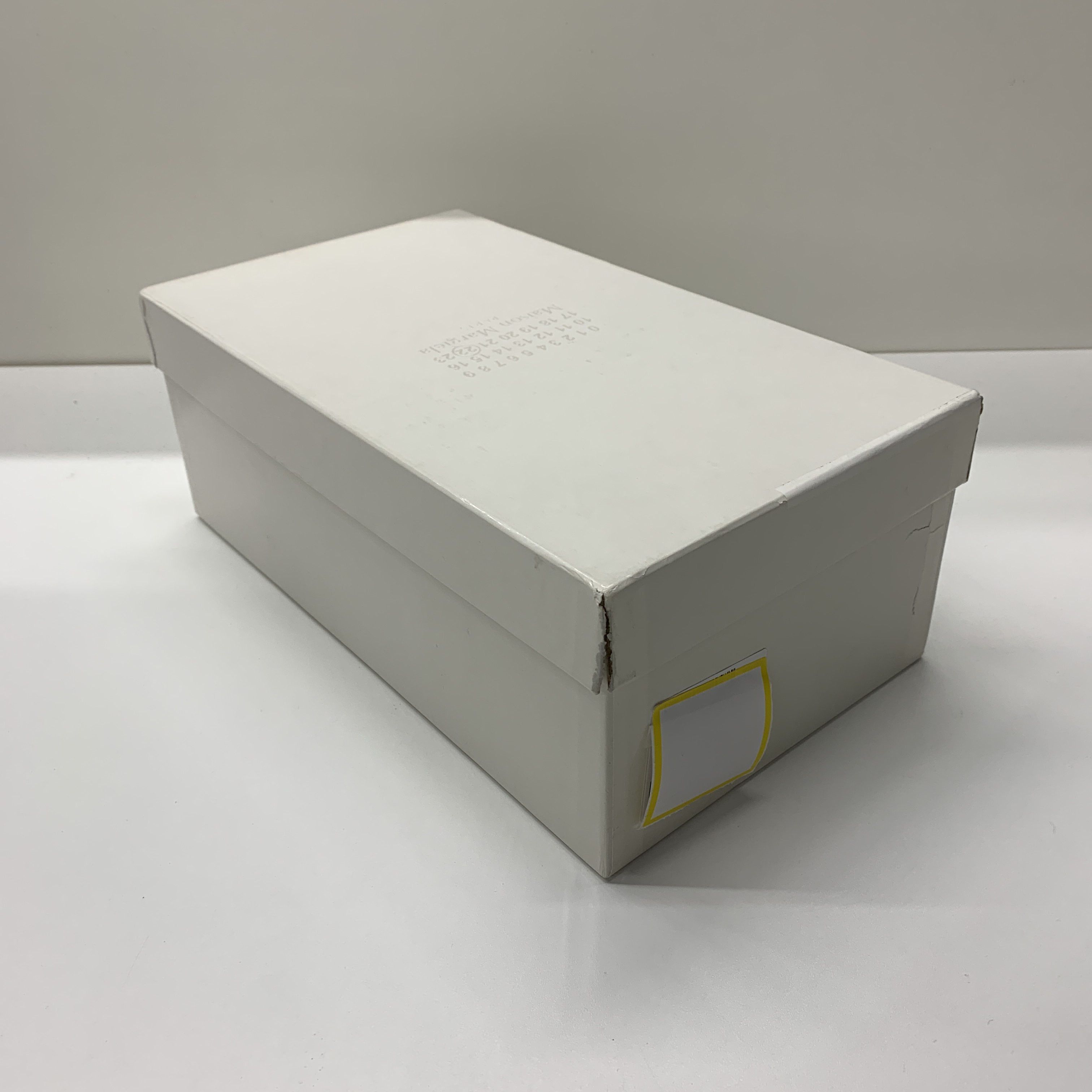 Maison Margiela Maison Margiela Replica Low-Top Sneakers Size 38 Size US 8 / IT 38 - 10 Thumbnail