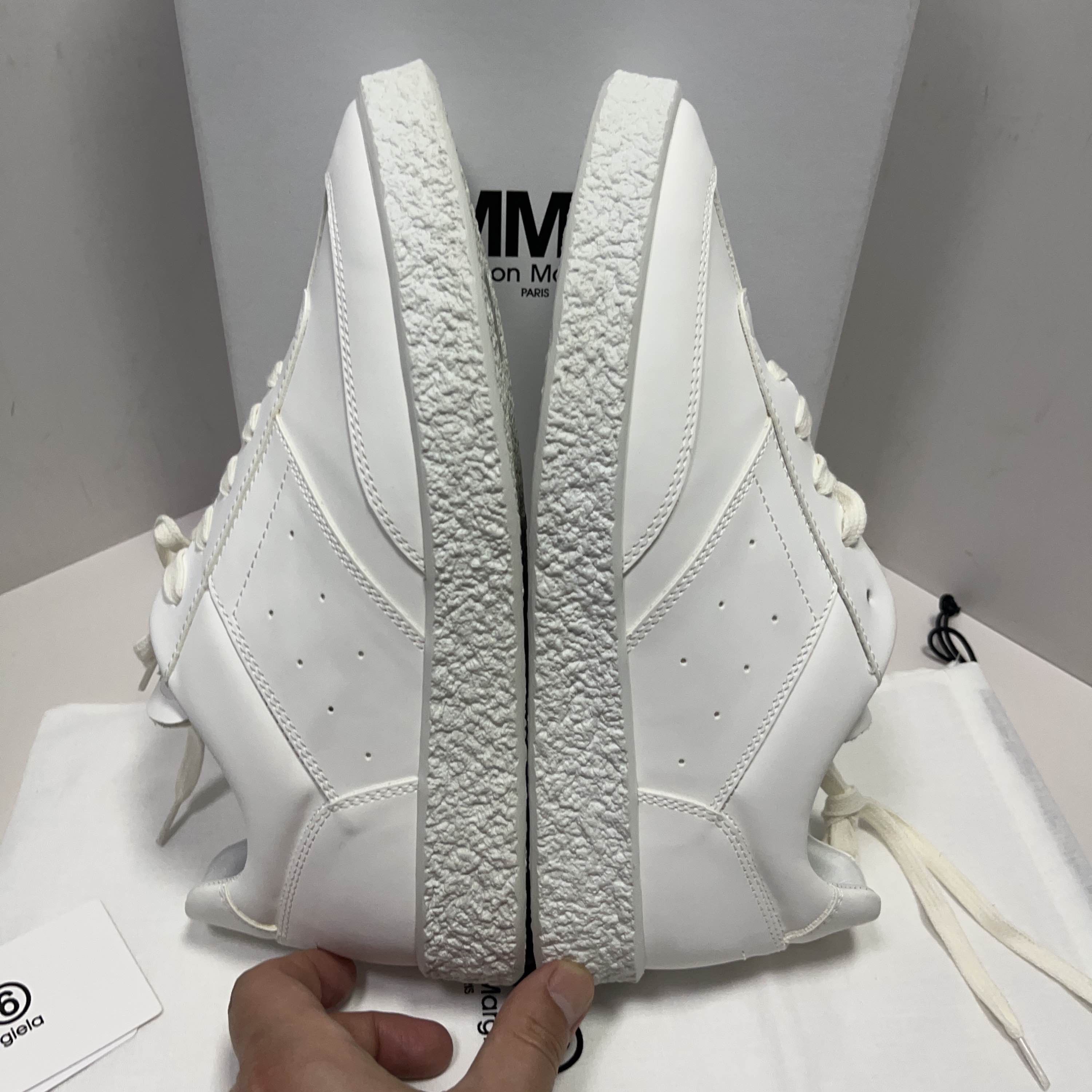 MM6 MM6 Maison Margiela White Low-Top Sneakers Size 37 Size US 7 / IT 37 - 10 Thumbnail