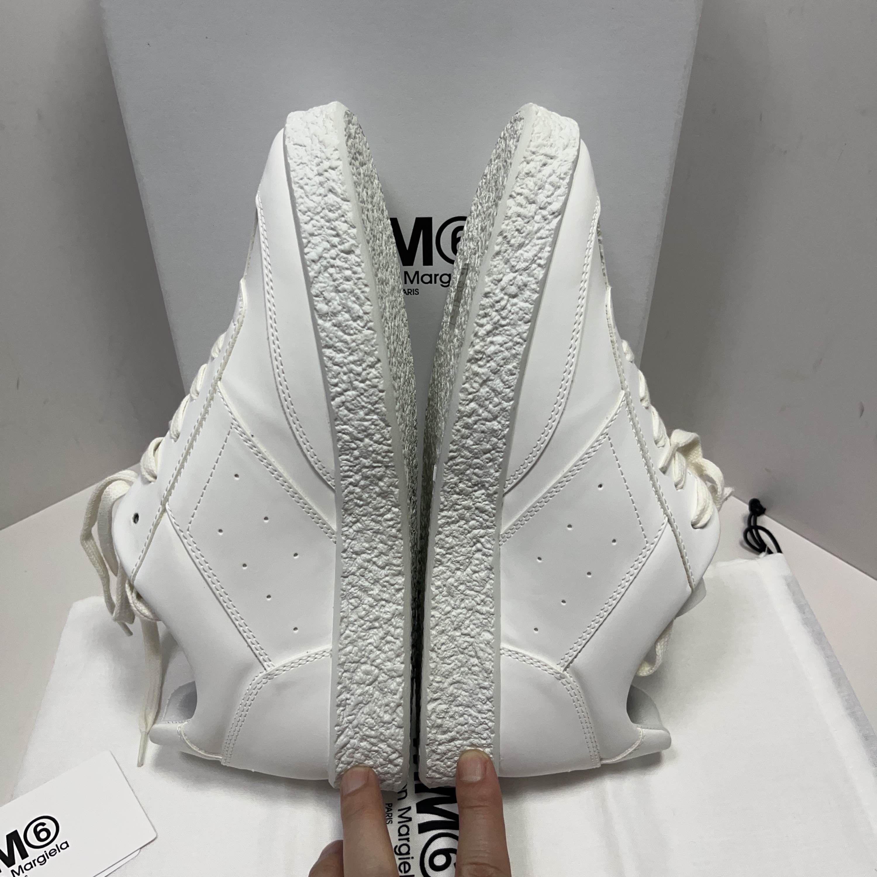 MM6 MM6 Maison Margiela White Low-Top Sneakers Size 37 Size US 7 / IT 37 - 9 Thumbnail