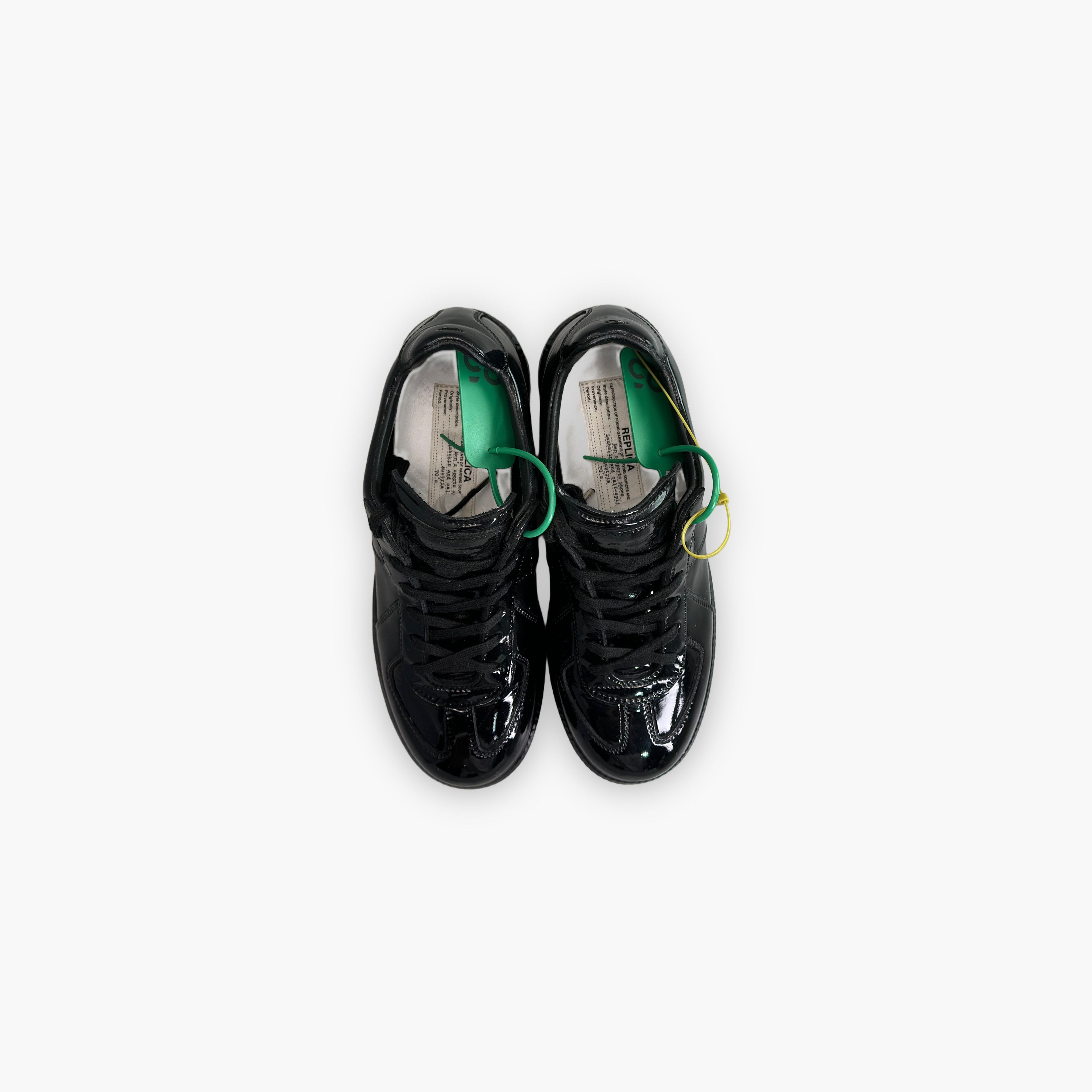 Maison Margiela Maison Margiela Replica Patent Low-Top Sneakers Size 35 Size US 5 / IT 35 - 9 Thumbnail