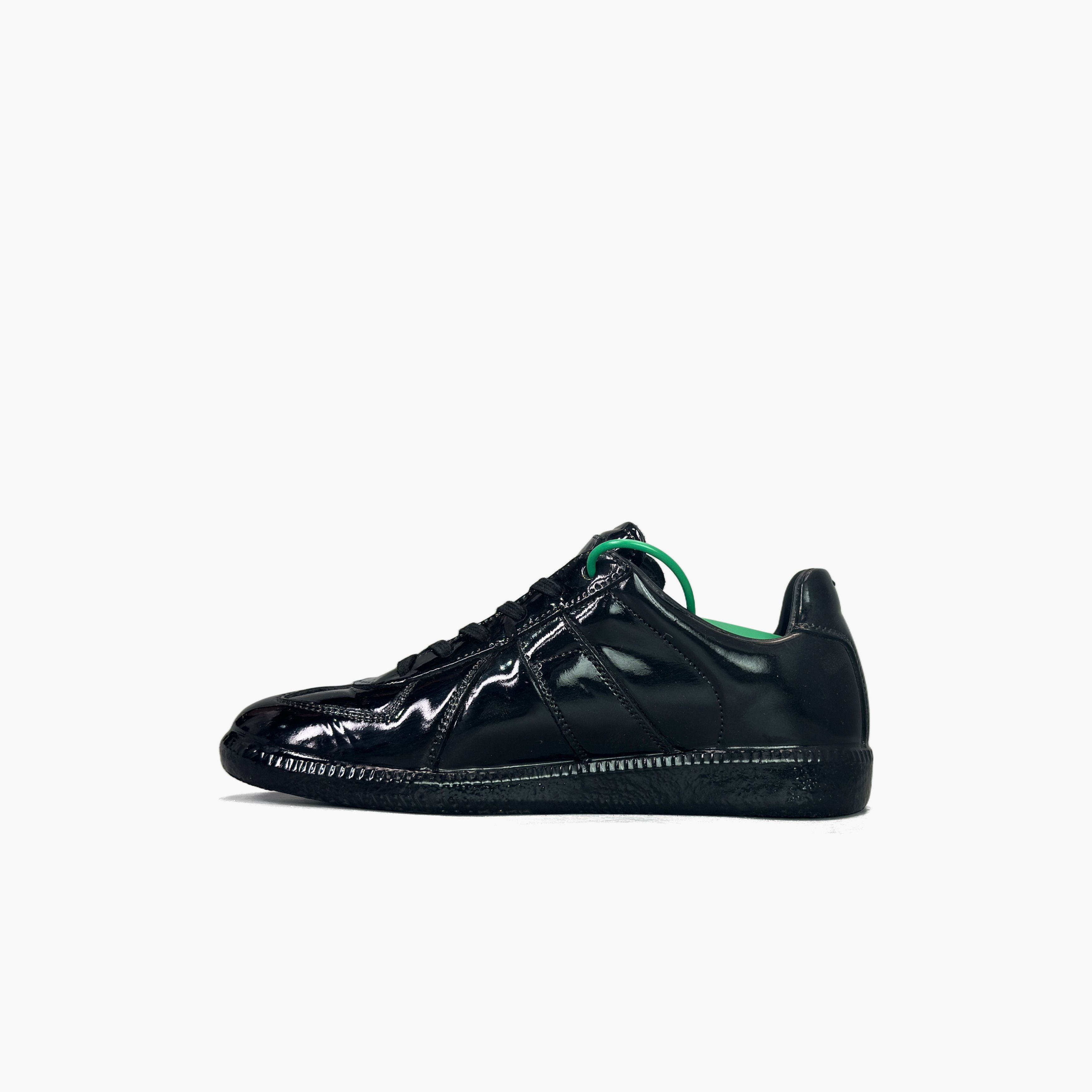 Maison Margiela Maison Margiela Replica Patent Low-Top Sneakers Size 35 Size US 5 / IT 35 - 3 Thumbnail