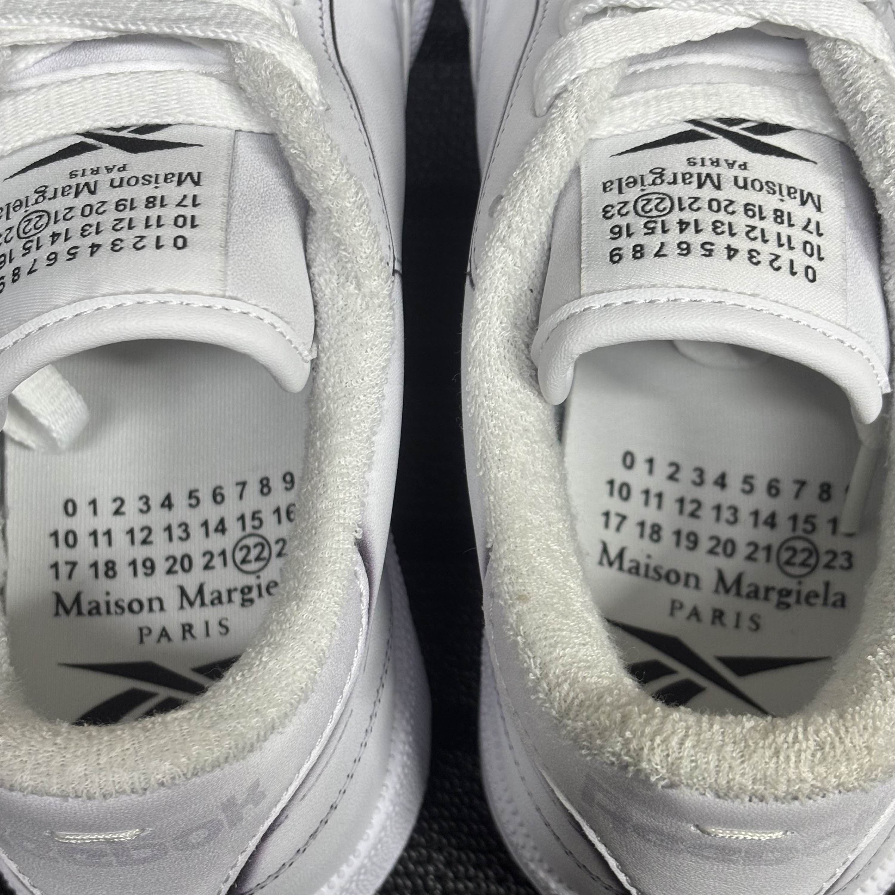 Maison Margiela × Reebok Maison Margiela x Reebok Club C Trompe L'Oeil US 7.5 Size US 7 / EU 40 - 12 Thumbnail