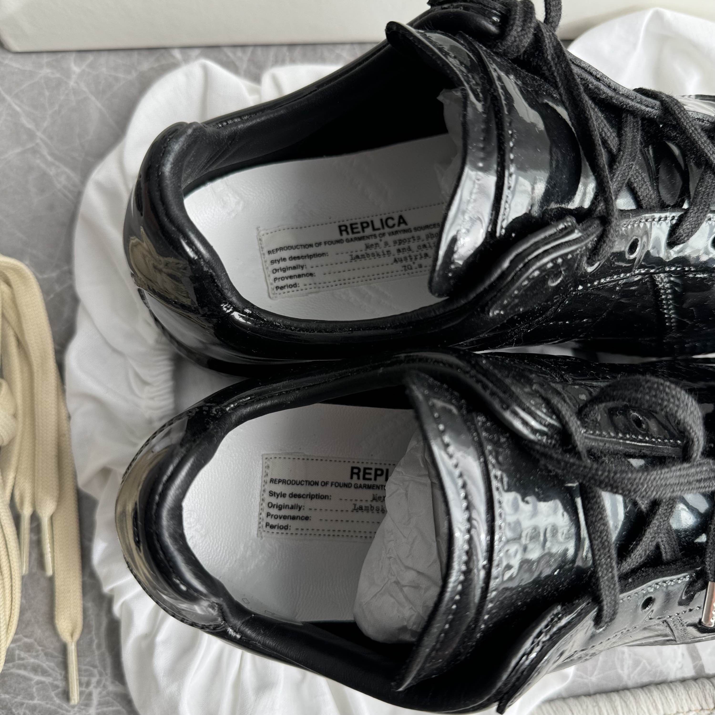 Maison Margiela Maison Margiela Patent Leather Replica Sneakers Size 35.5 Size US 5.5 / IT 35.5 - 8 Thumbnail