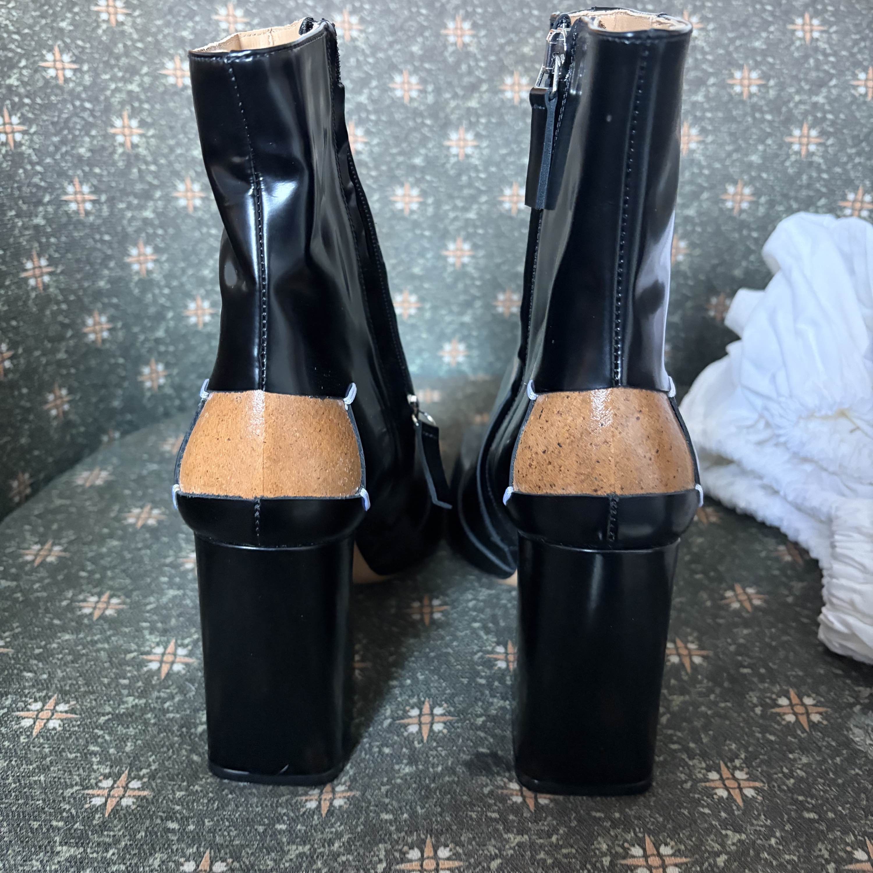 Maison Margiela Maison Margiela Square Toe Boots Size 37.5 Size US 7.5 / IT 37.5 - 3 Thumbnail