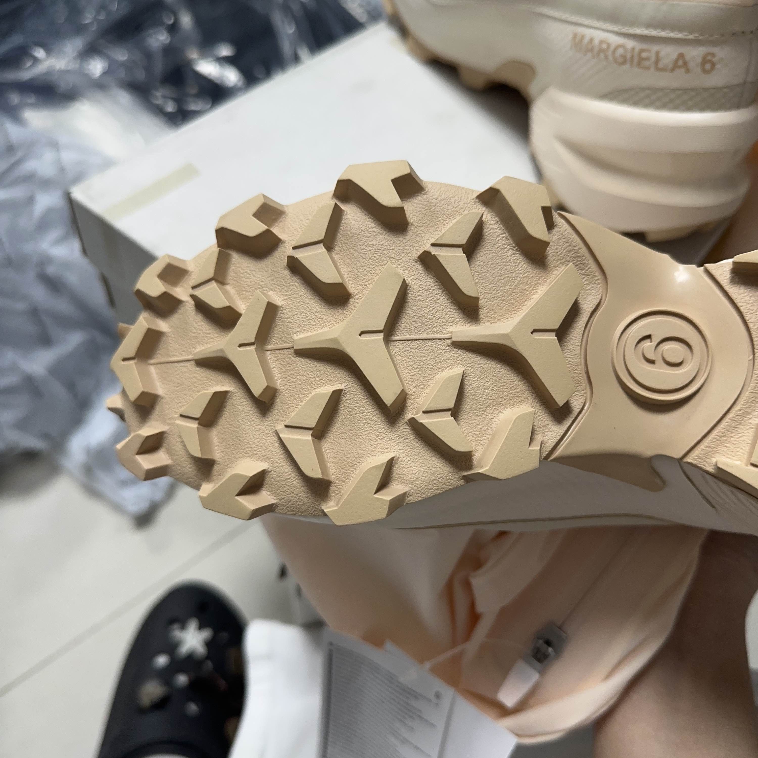 MM6 × Salomon MM6 Maison Margiela x Salomon Crosswader Boots Size 38 Size US 8 / IT 38 - 14 Thumbnail