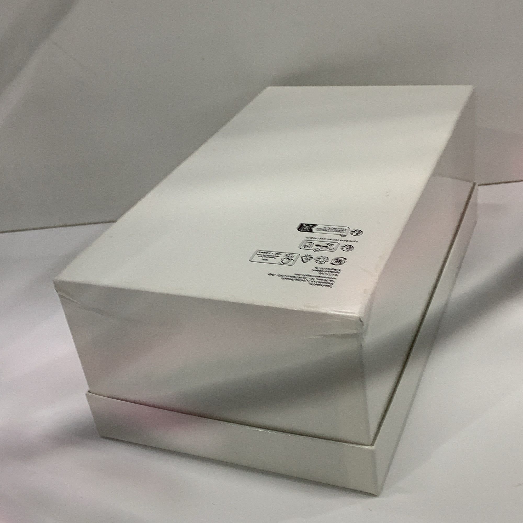 Maison Margiela Maison Margiela Replica Elastic Low-Top Sneakers Size 37.5 Size US 7.5 / IT 37.5 - 10 Thumbnail