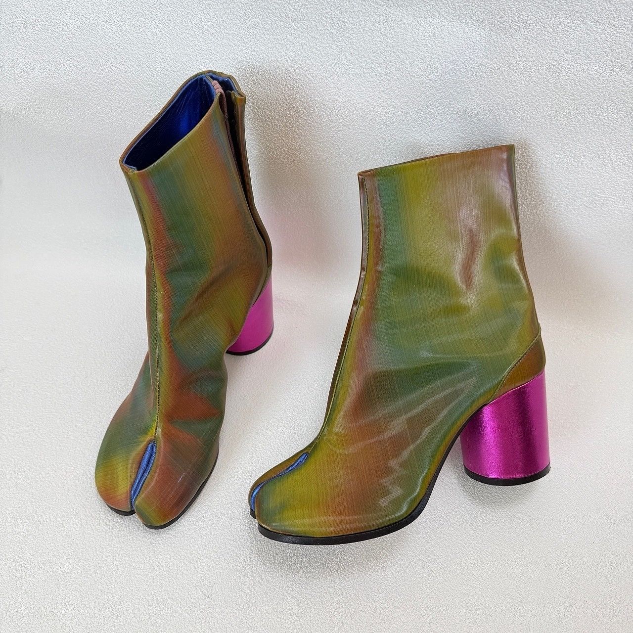 Maison Margiela Maison Margiela Iridescent Tabi Boots Size 35 Size US 5 / IT 35 - 7 Thumbnail
