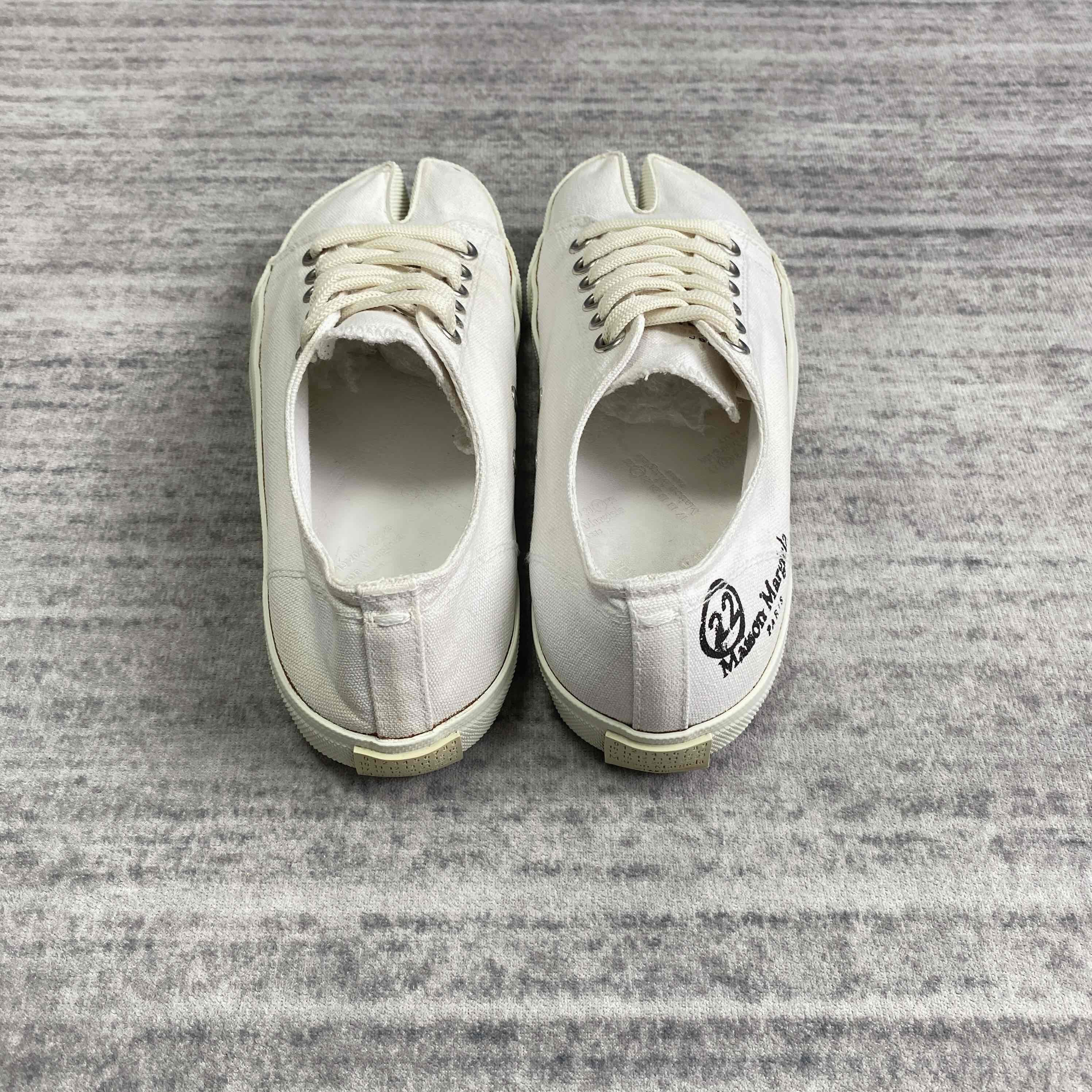 Maison Margiela Maison Margiela White Tabi Low-Top Sneakers Size 36 Size US 6 / IT 36 - 3 Thumbnail