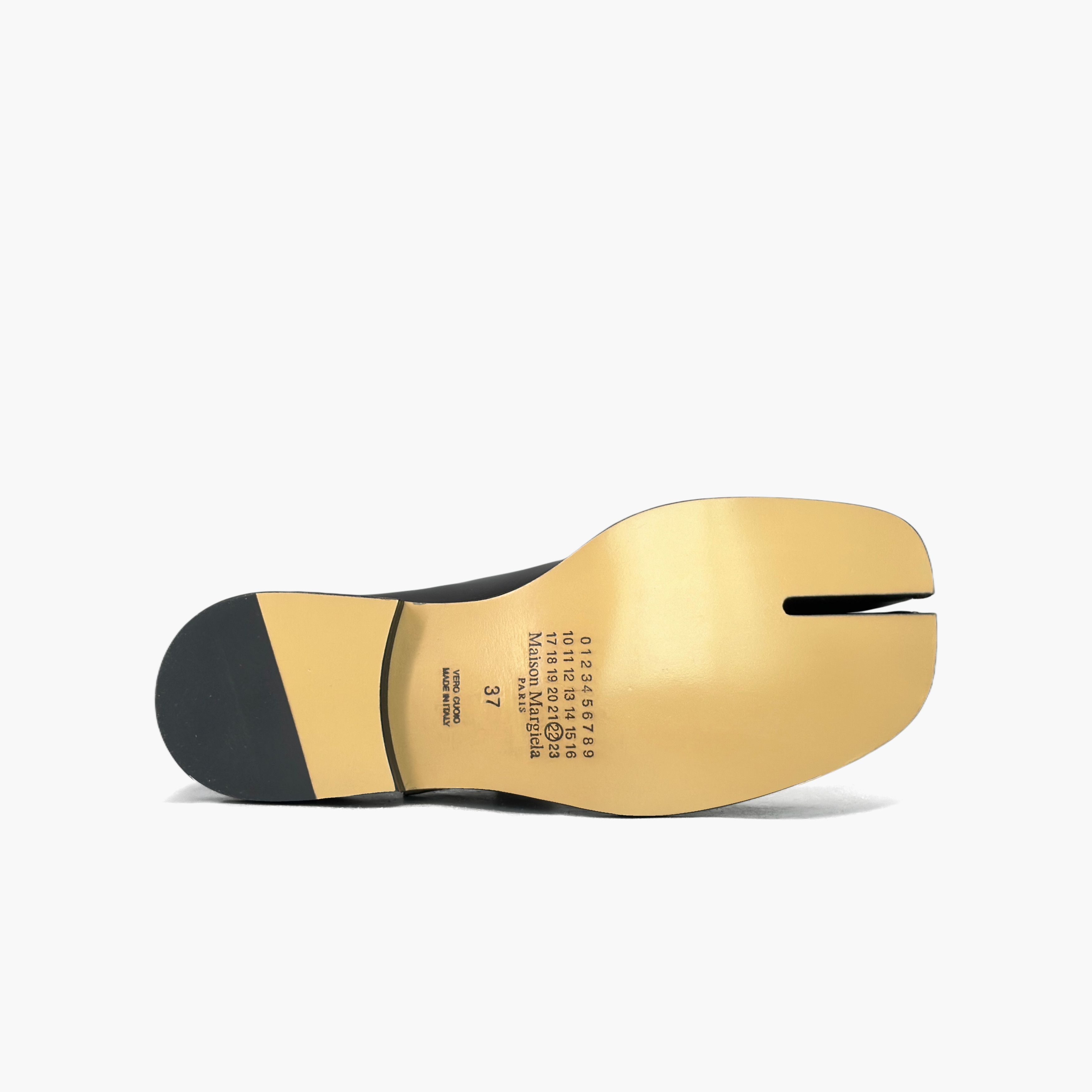 Maison Margiela Maison Margiela Tabi Mary Jane Flats Size 37 Size US 7 / IT 37 - 7 Thumbnail