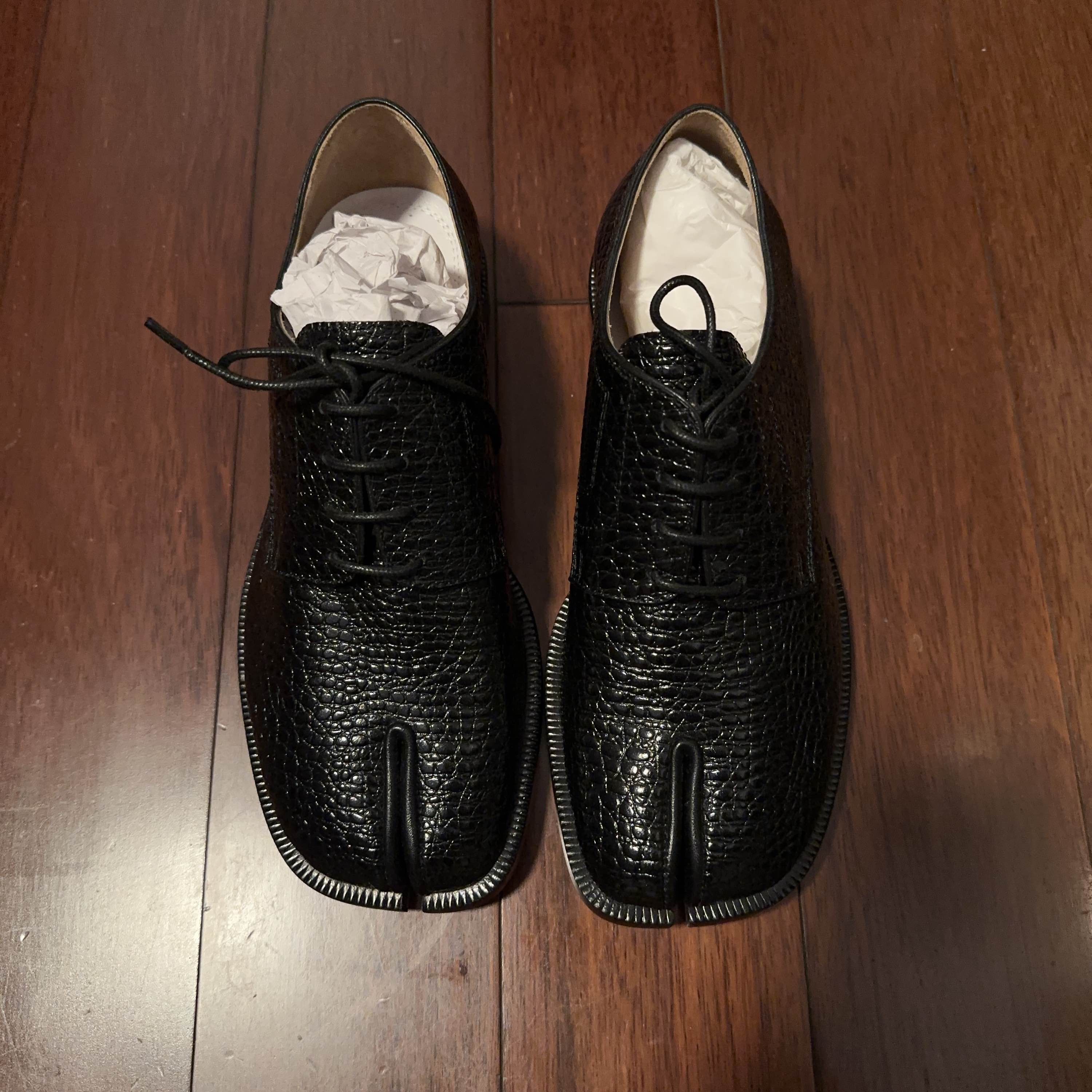 Maison Margiela Maison Margiela Textured Tabi Lace-Up Shoes Size 36 Size US 6 / IT 36 - 2 Thumbnail