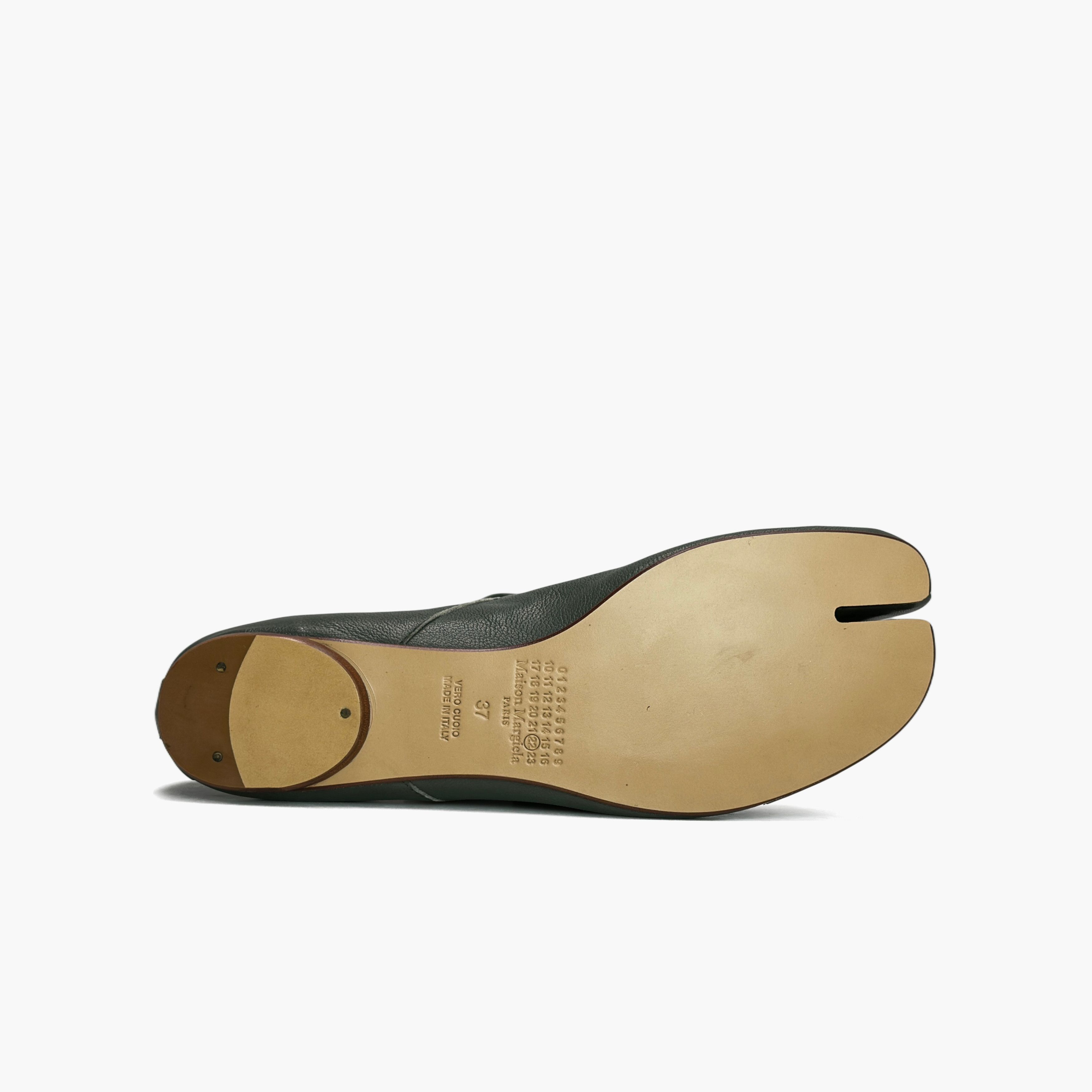 Maison Margiela Maison Margiela Green Leather Tabi Ballet Flats Size 37 Size US 7 / IT 37 - 7 Thumbnail