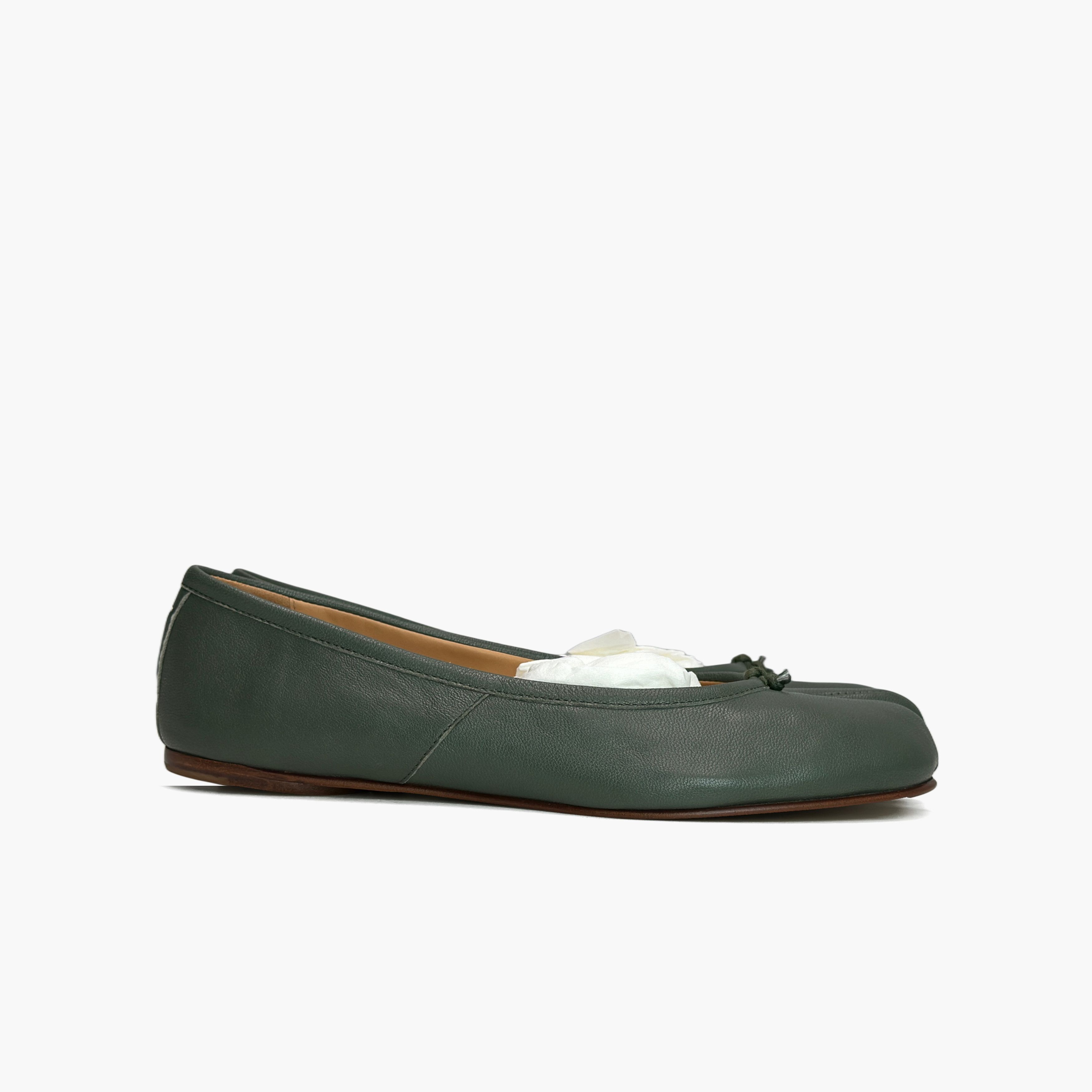 Maison Margiela Maison Margiela Green Leather Tabi Ballet Flats Size 37 Size US 7 / IT 37 - 4 Thumbnail