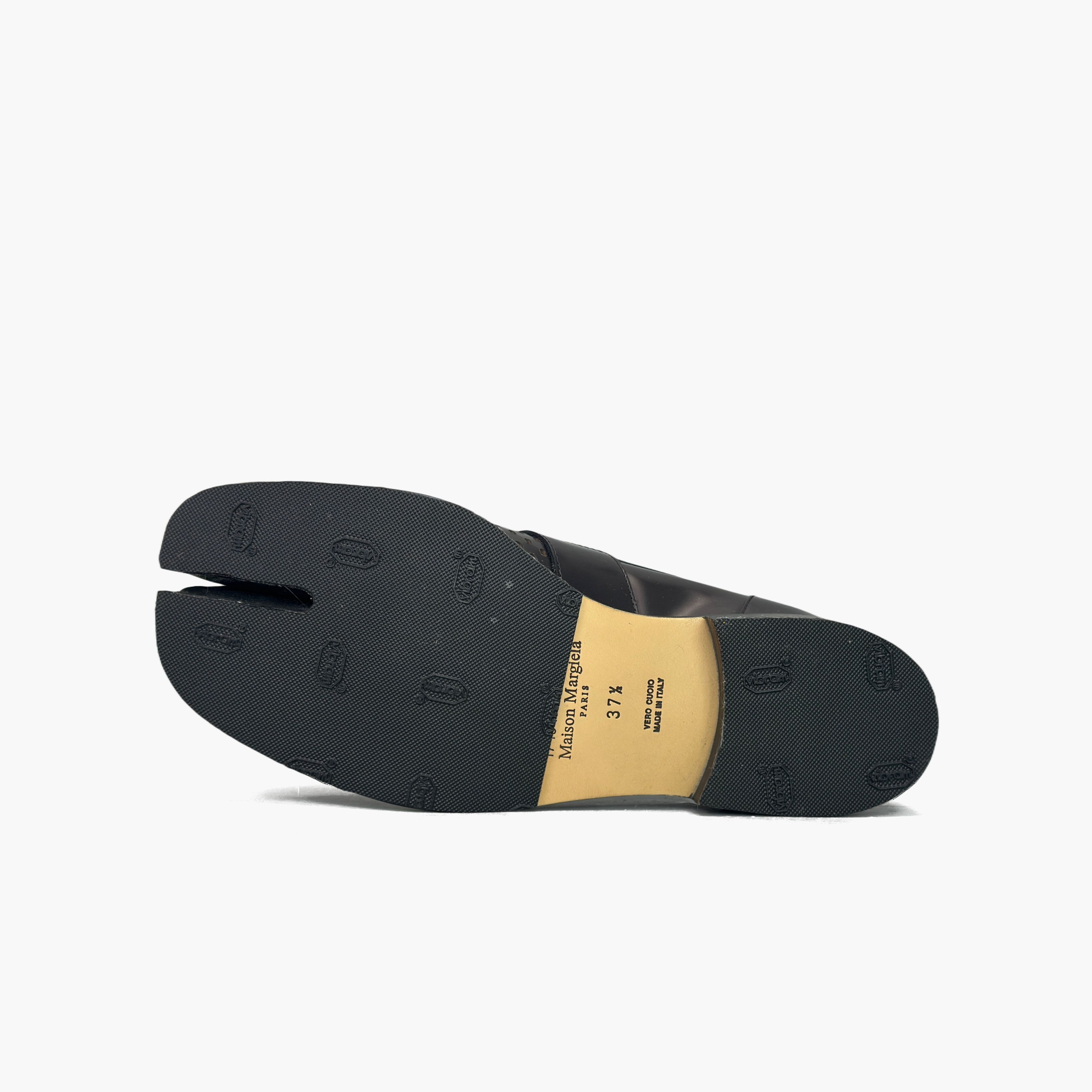 Maison Margiela Maison Margiela Perforated Tabi Loafers Size 37.5 Size US 7.5 / IT 37.5 - 8 Thumbnail