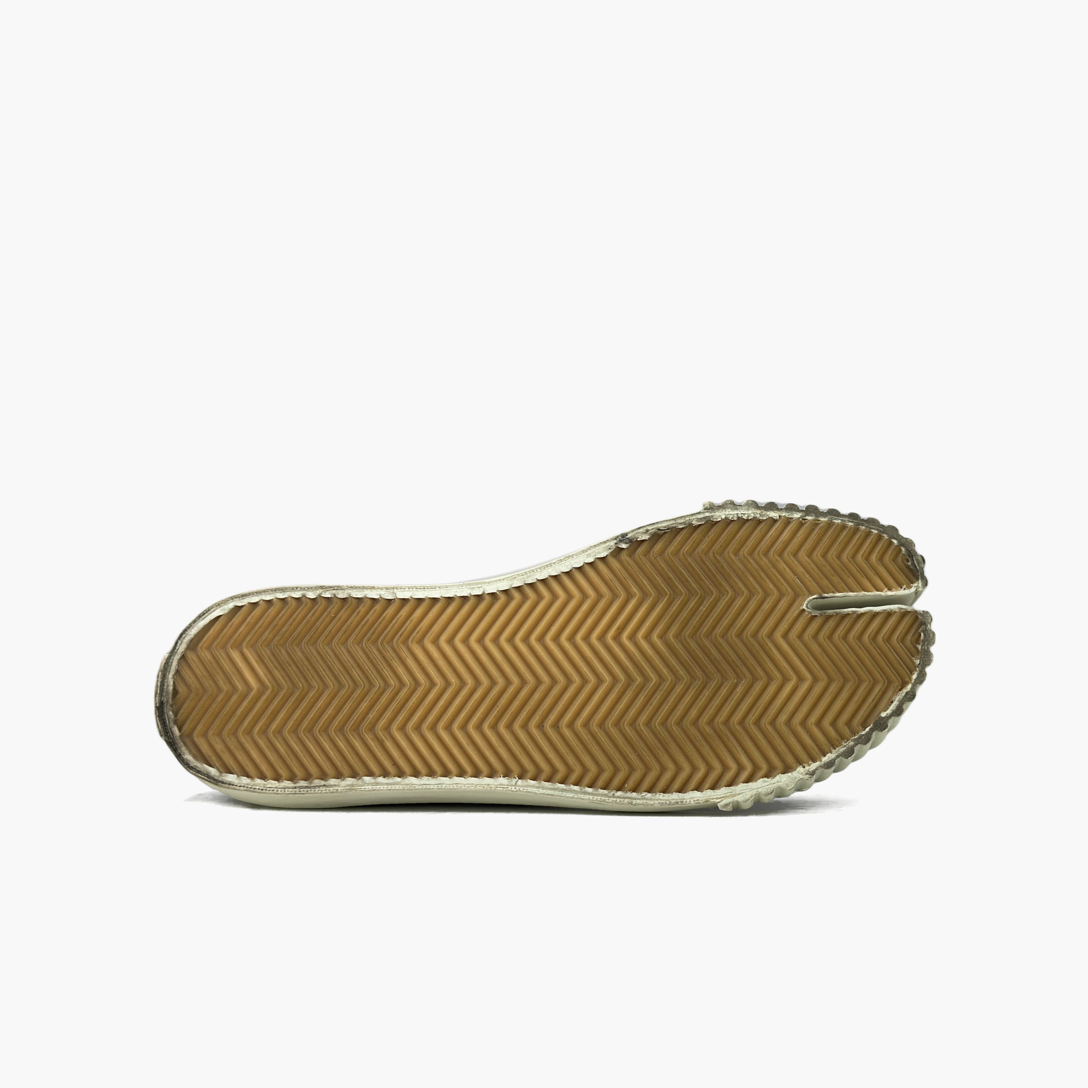 Maison Margiela Maison Margiela Denim Tabi Sneakers Size 38 Size US 8 / IT 38 - 7 Thumbnail