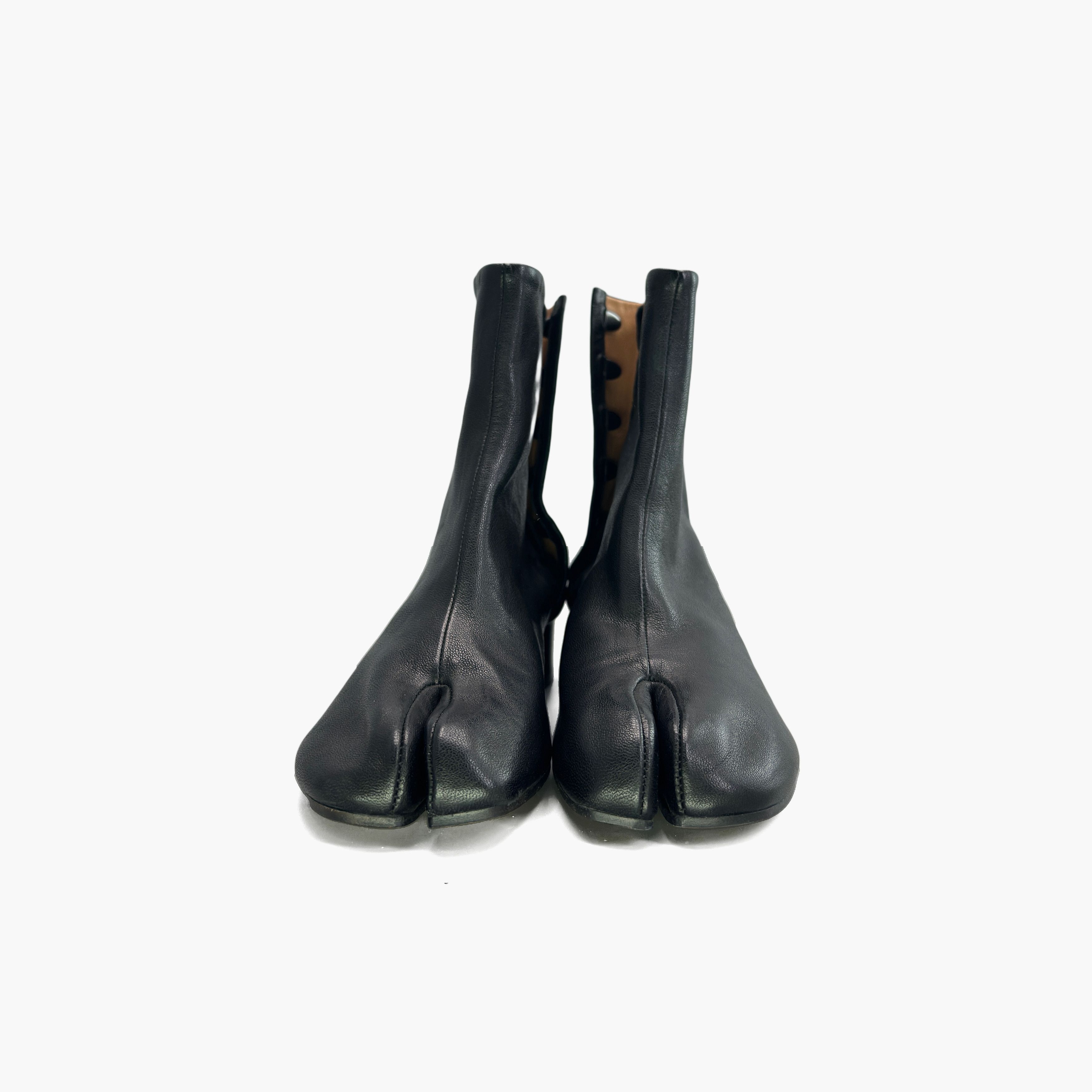 Maison Margiela Maison Margiela Black Tabi Boots Size 37 Size US 7 / IT 37 - 5 Thumbnail