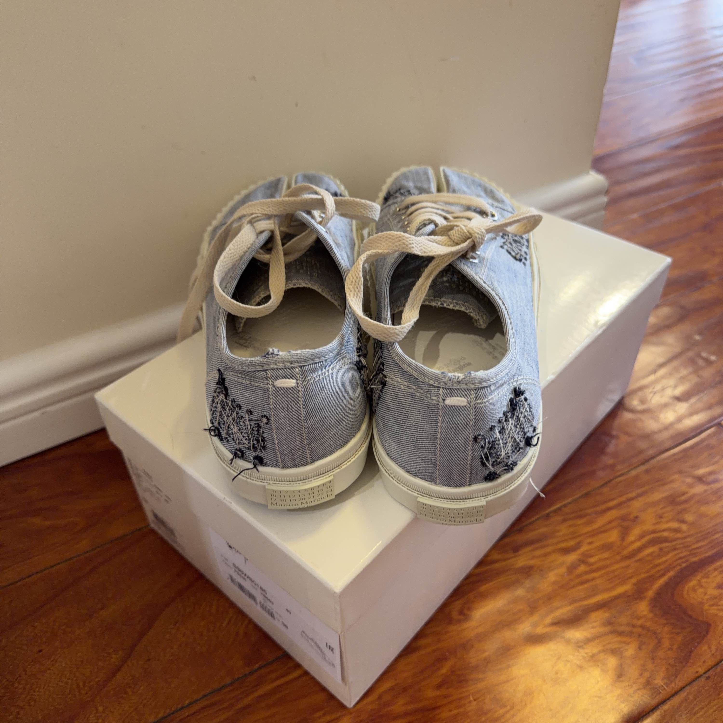 Maison Margiela Maison Margiela Denim Tabi Sneakers Size 38 Size US 8 / IT 38 - 3 Thumbnail