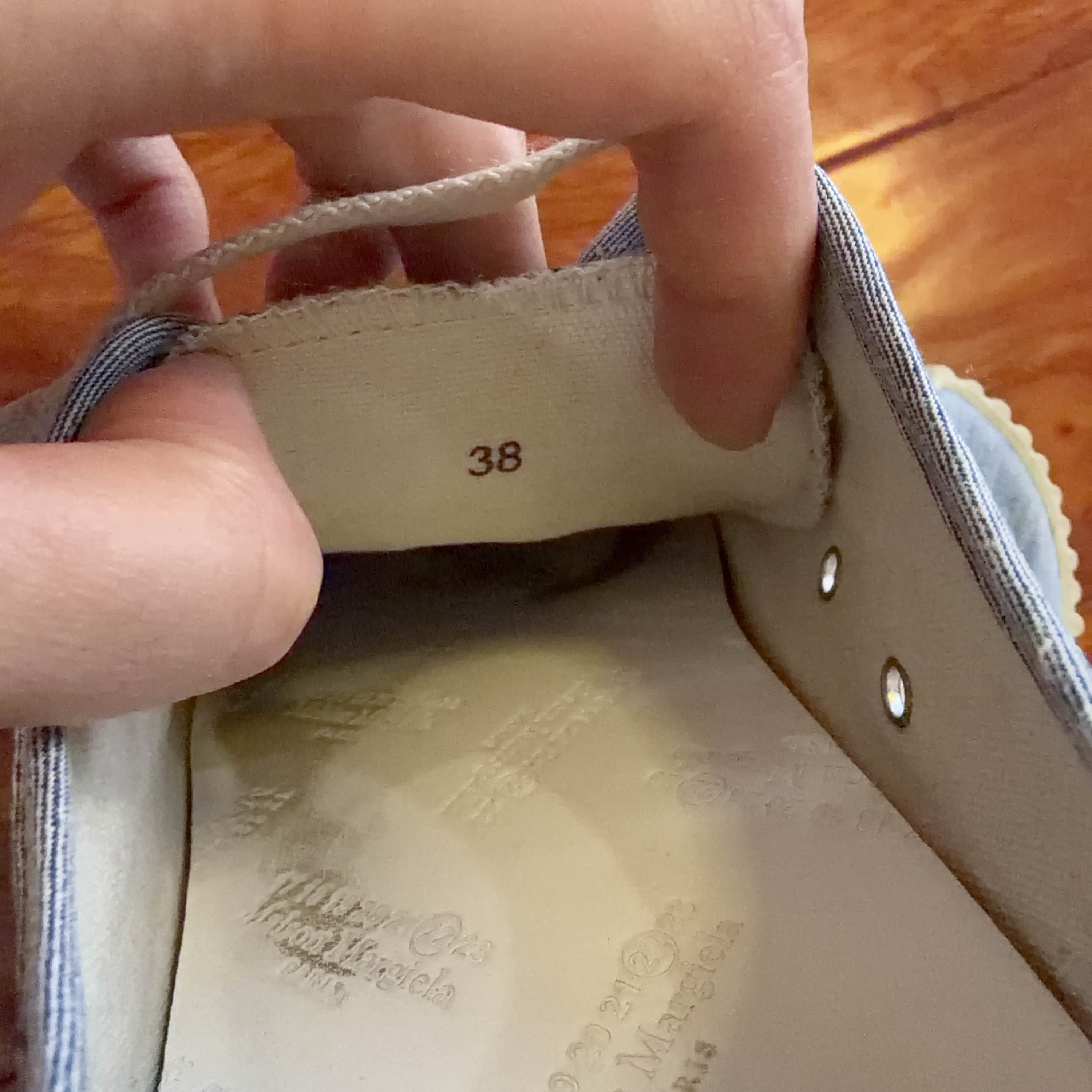 Maison Margiela Maison Margiela Denim Tabi Sneakers Size 38 Size US 8 / IT 38 - 5 Thumbnail