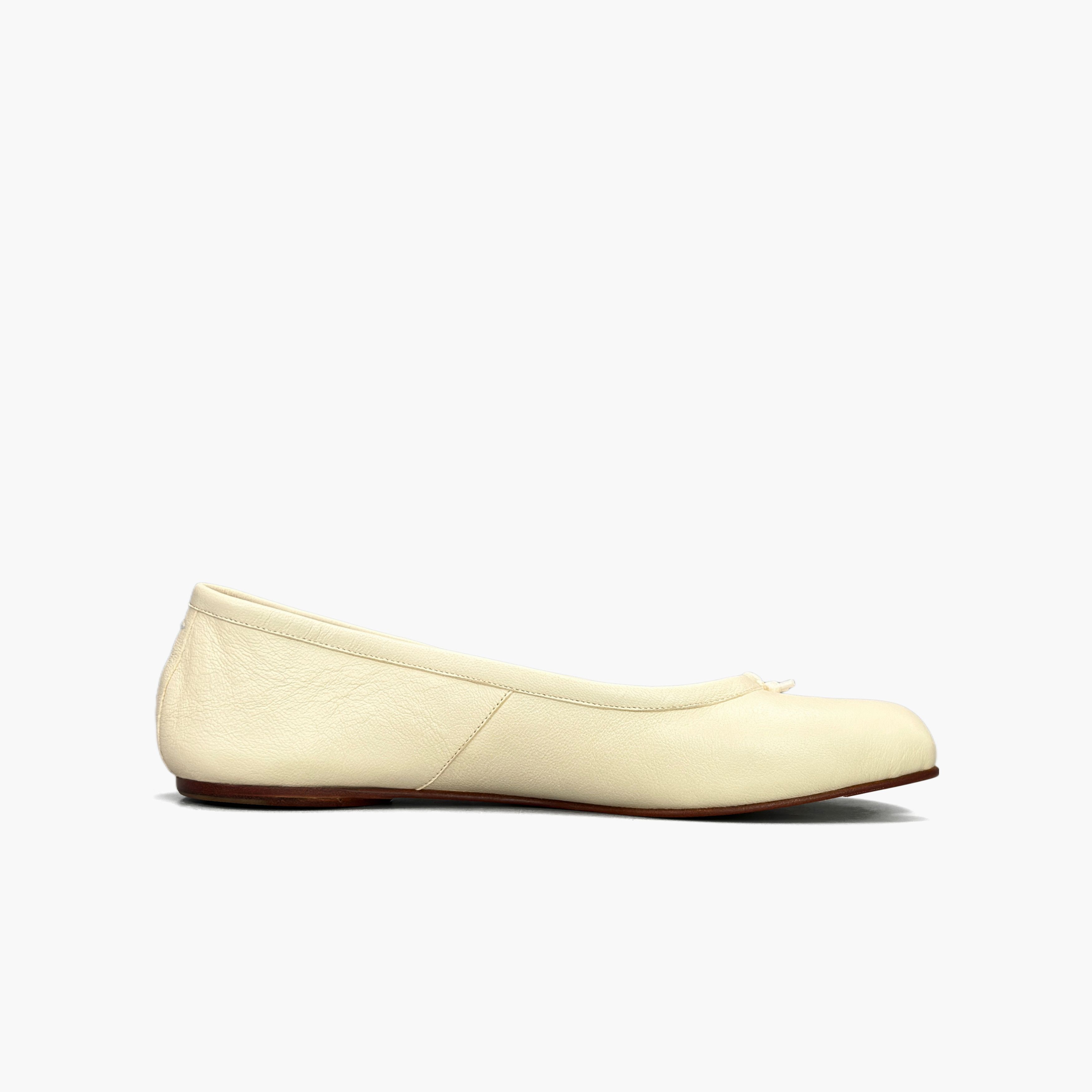 Maison Margiela Maison Margiela Tabi Leather Ballet Flats Size 38 Size US 8 / IT 38 - 2 Thumbnail