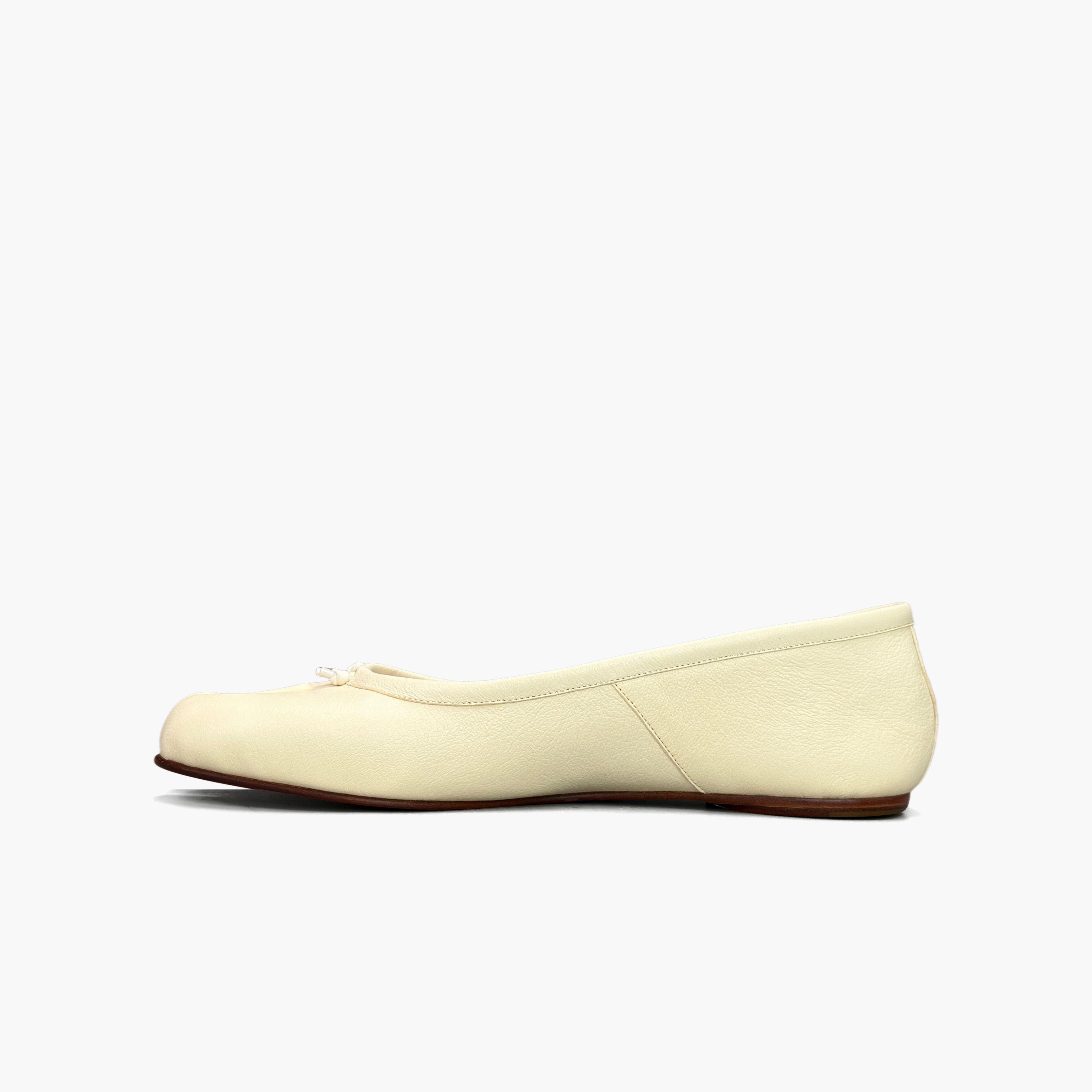 Maison Margiela Maison Margiela Tabi Leather Ballet Flats Size 38 Size US 8 / IT 38 - 3 Thumbnail