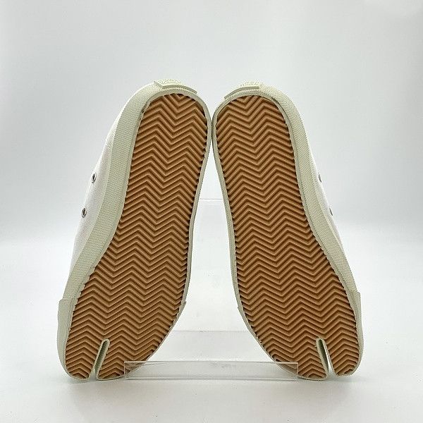 Maison Margiela Maison Margiela Tabi Low-Top Sneakers Size 37 Size US 7 / IT 37 - 4 Thumbnail