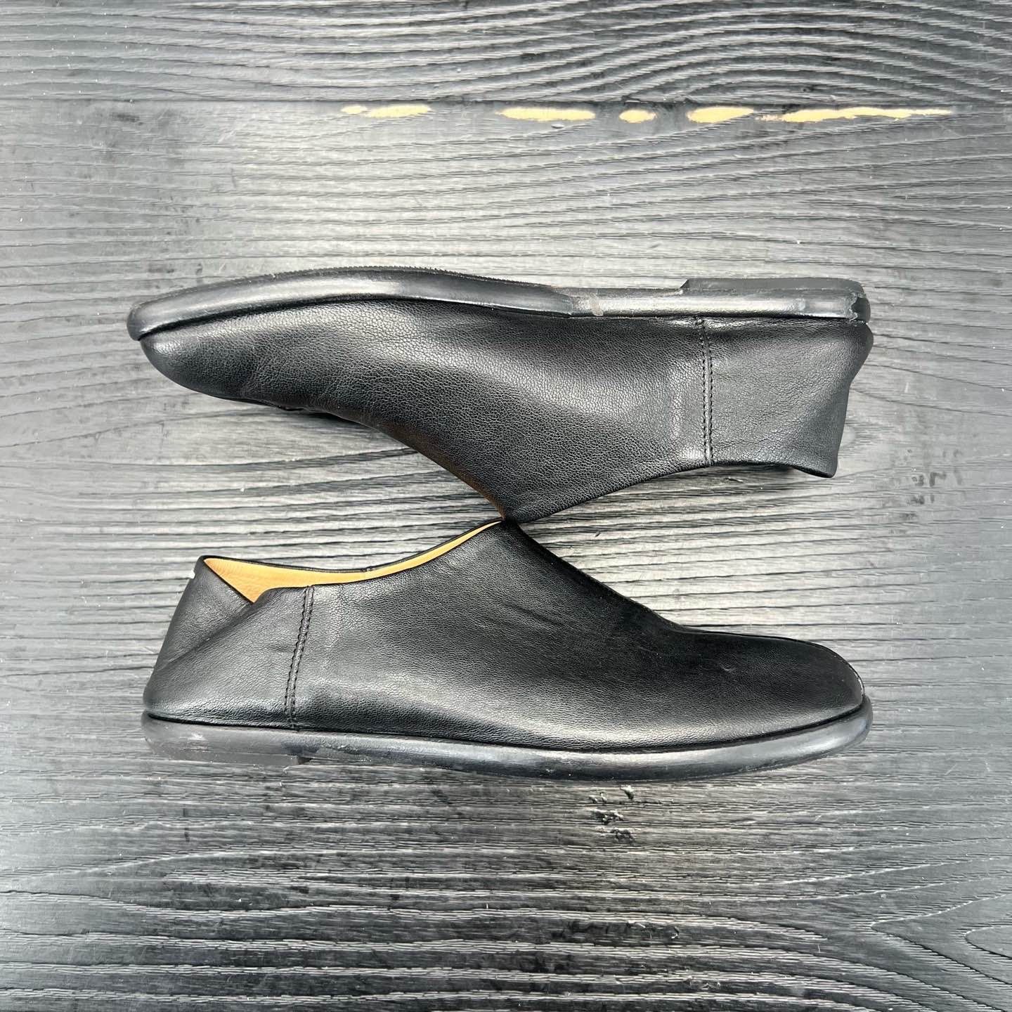 Maison Margiela Maison Margiela Tabi Leather Flats Size 36.5 Size US 6.5 / IT 36.5 - 6 Thumbnail